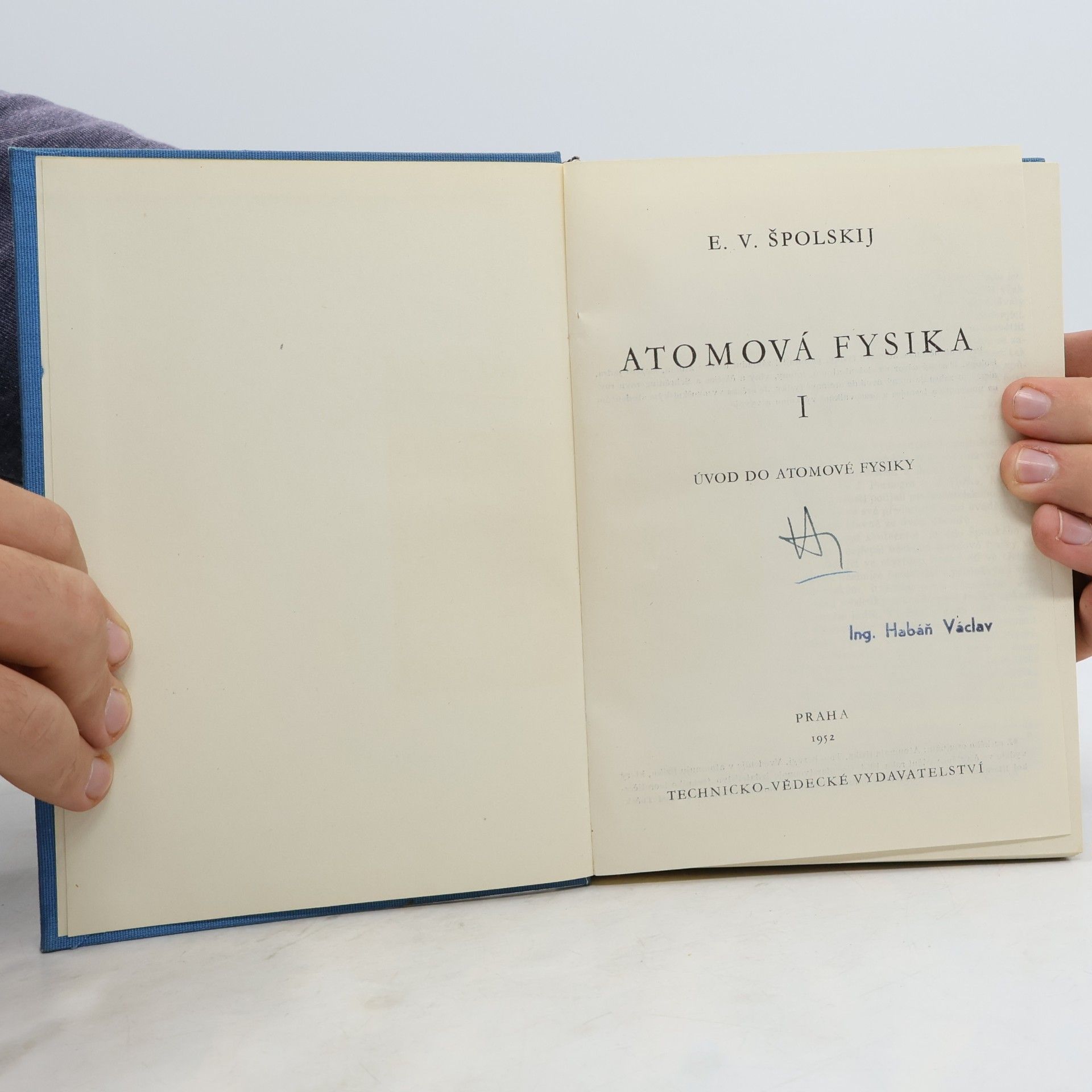 E. V. Špolskij Atomová fysika I