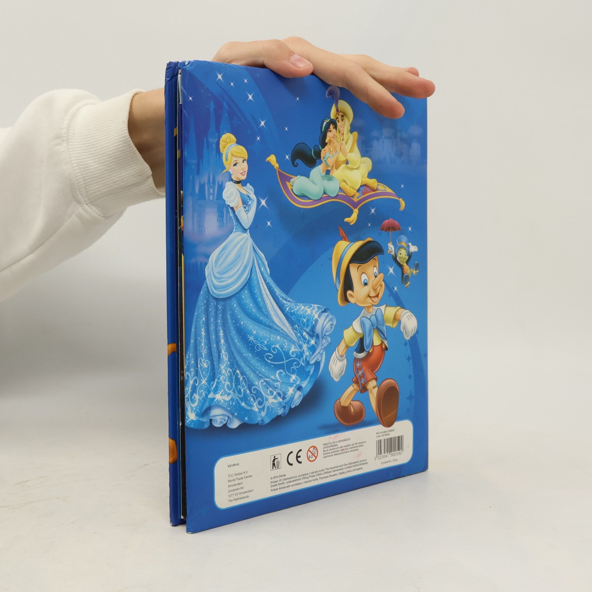 Walt Disney Album klasické rozprávky. Zbieraj, hraj sa a uč sa