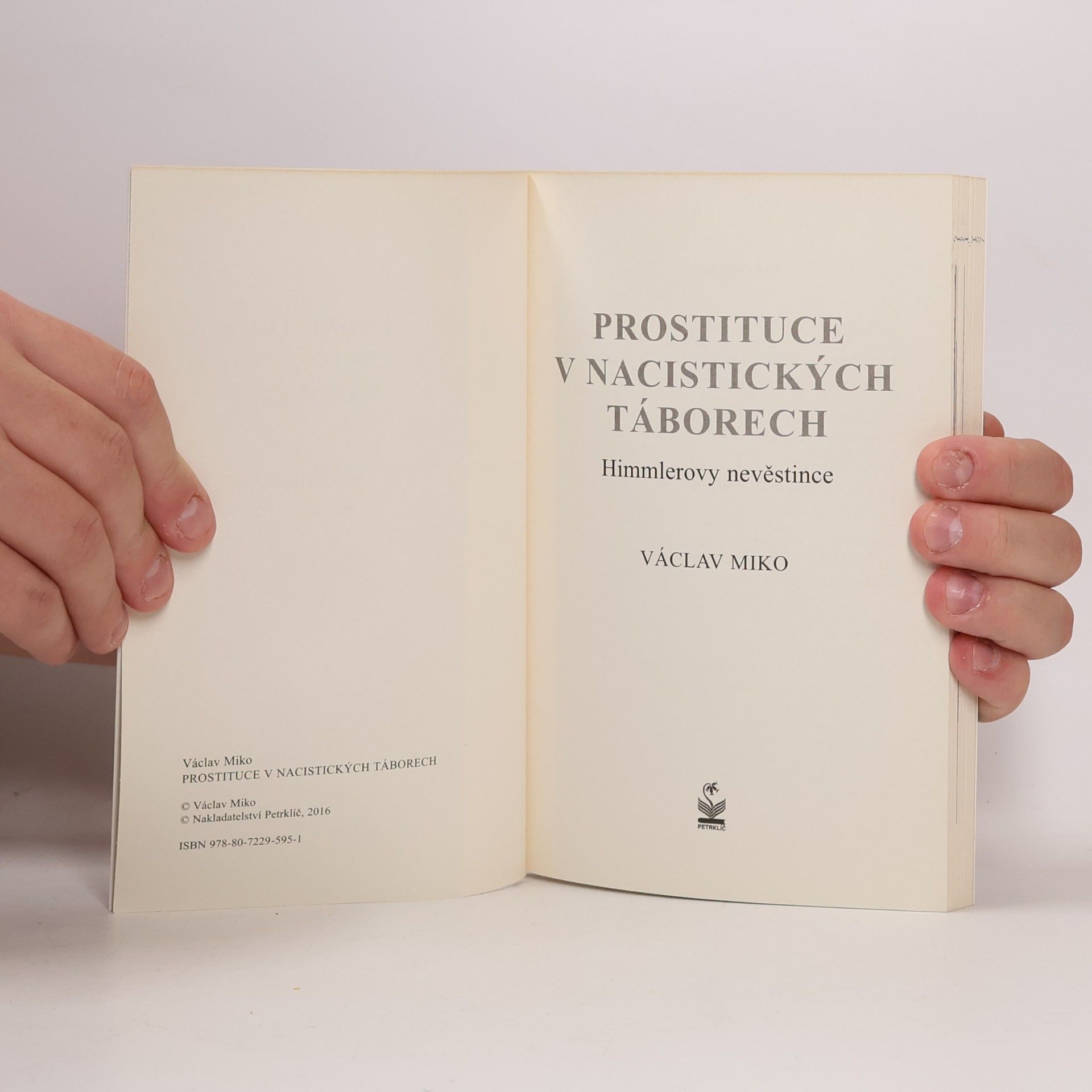 Václav Miko Prostituce v nacistických táborech
