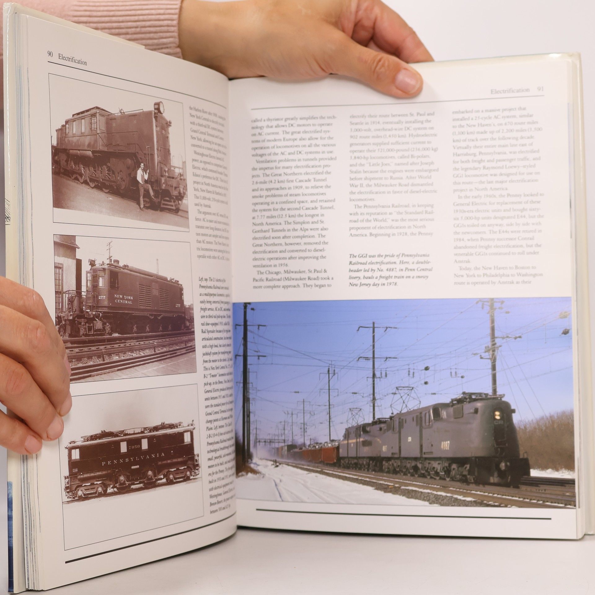 C. J. Riley The Encyclopedia of Trains & Locomotives