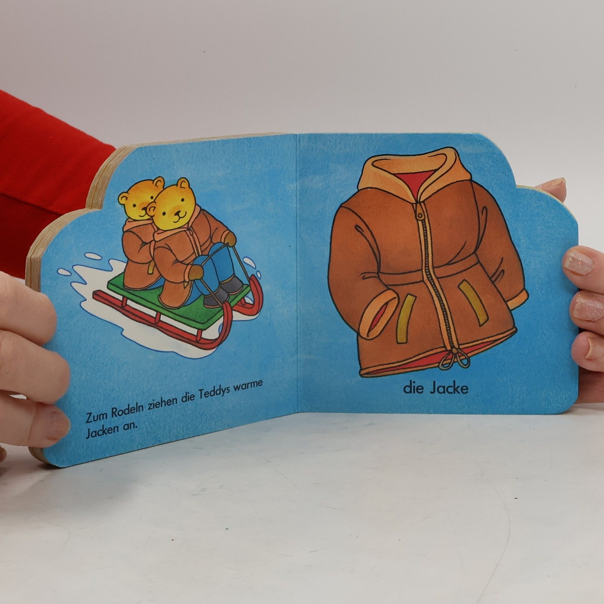 Teddy zieht sich an