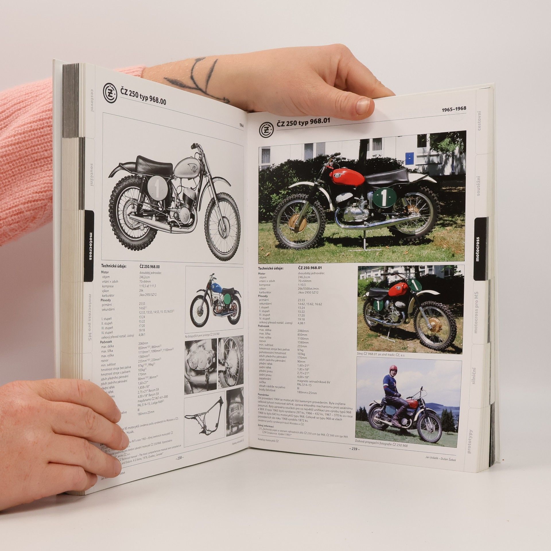 Jan Vošalík Katalog motocyklů ČZ