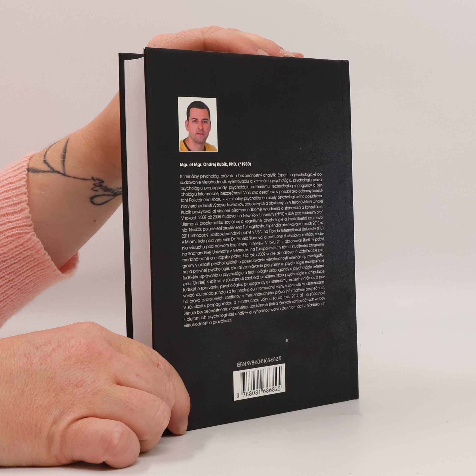 Ondrej Kubík Investigatívna psychológia. Súčasné teoretické a praktické problémy vyšetrovania z pohľadu kriminálnej a vyšetrovacej psychológie