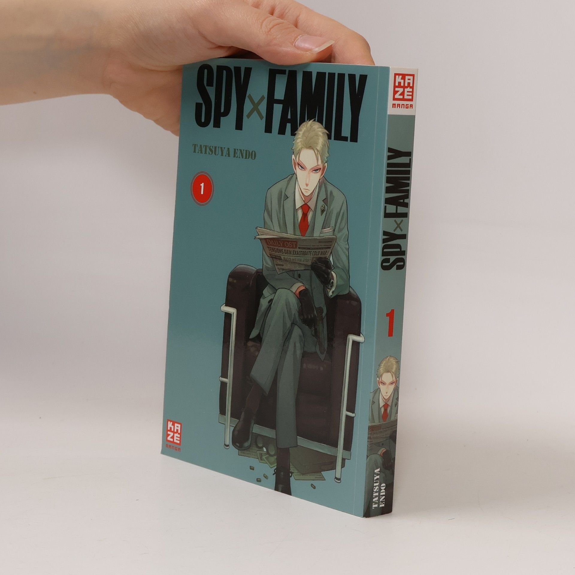 Tacuja Endó Spy x Family 1