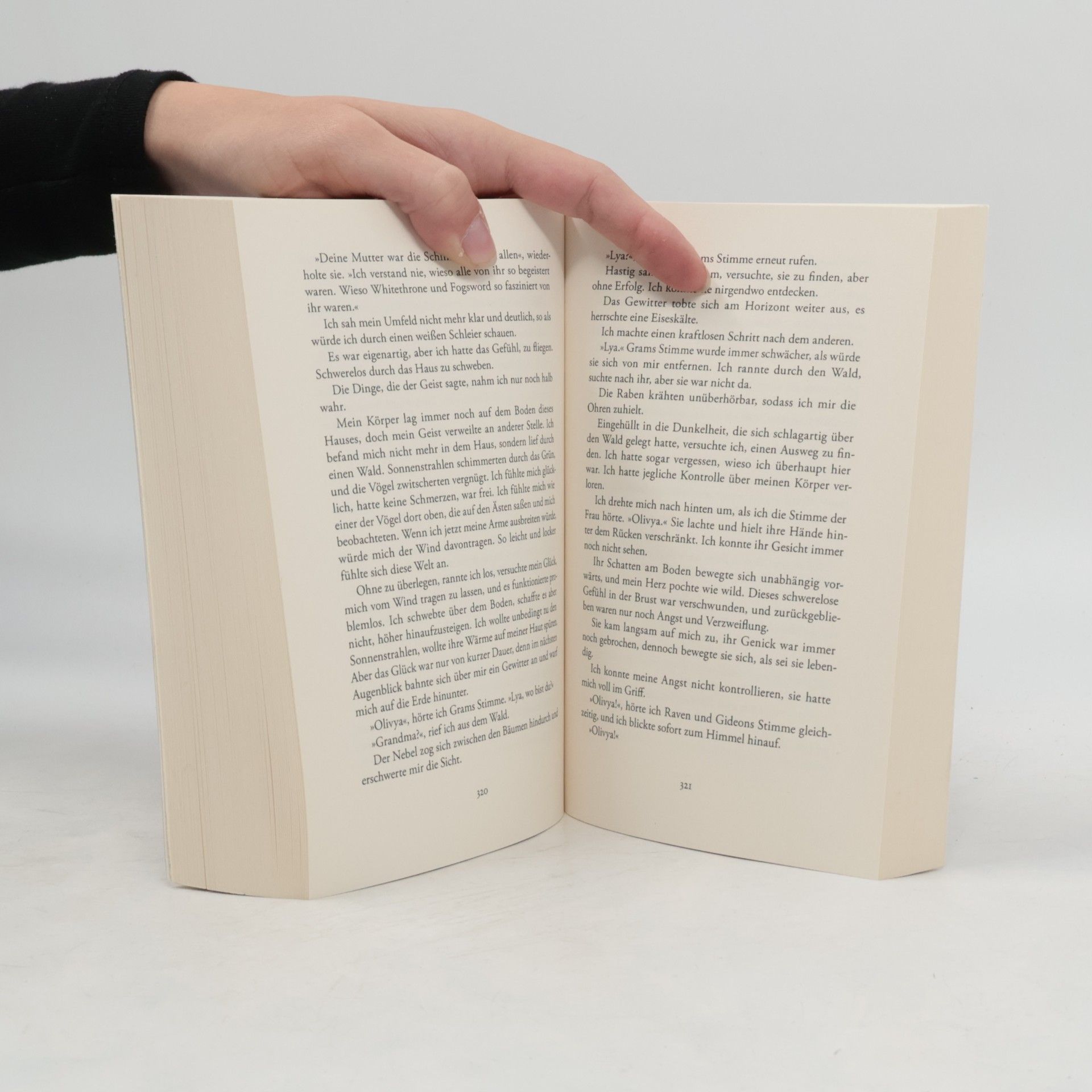 Ebru Adin The Scars Chronicles: Dorn der Finsternis