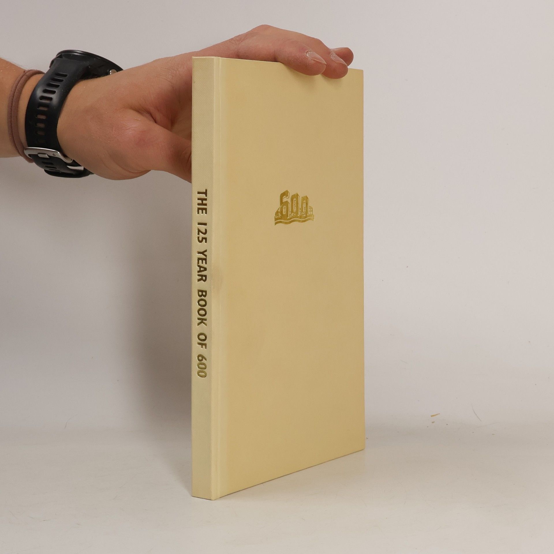 kolektiv The 125 Year Book of 600