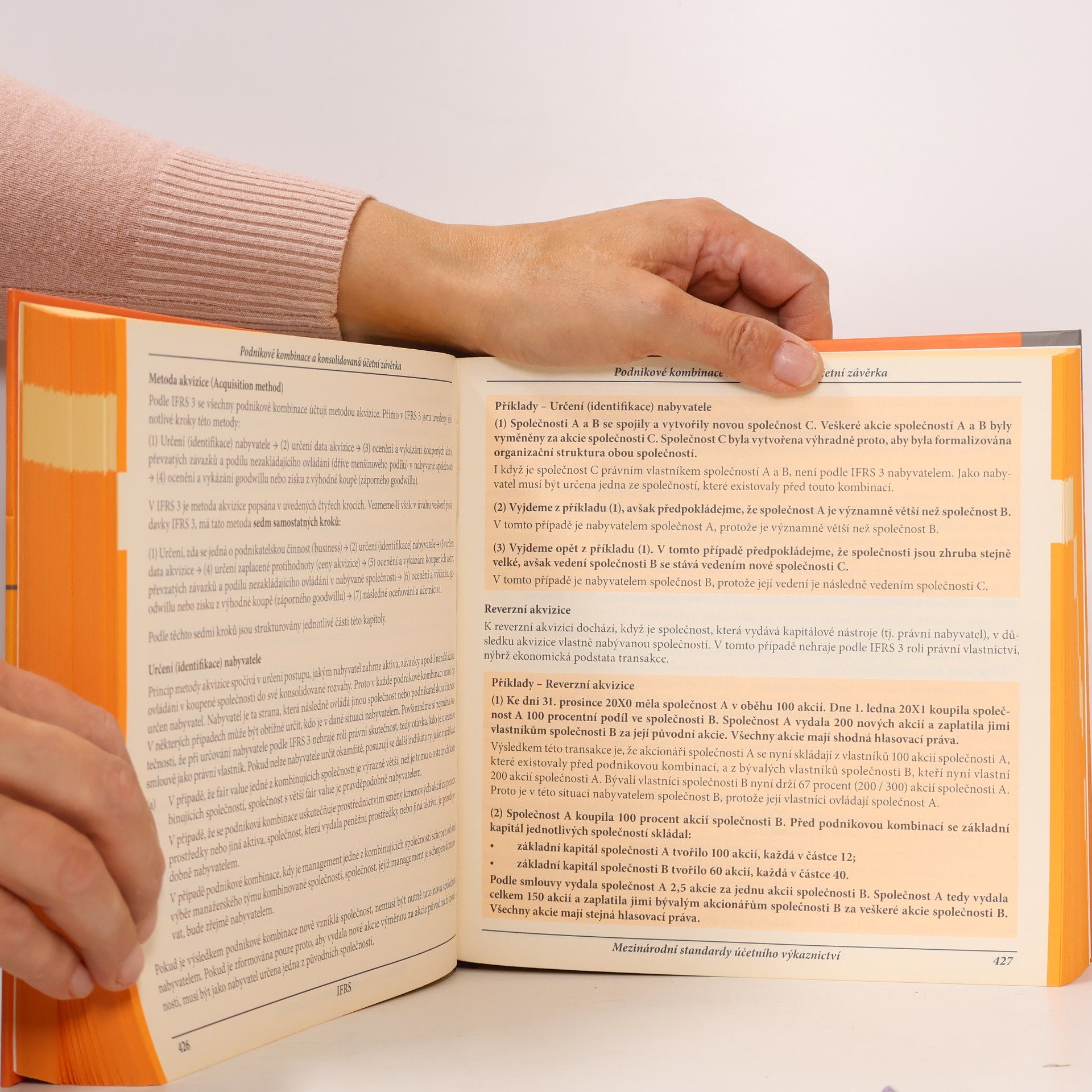 Lenka Krupová IFRS. Mezinárodní standardy účetního výkaznictví. Interpretace a aplikace v podnikové praxi