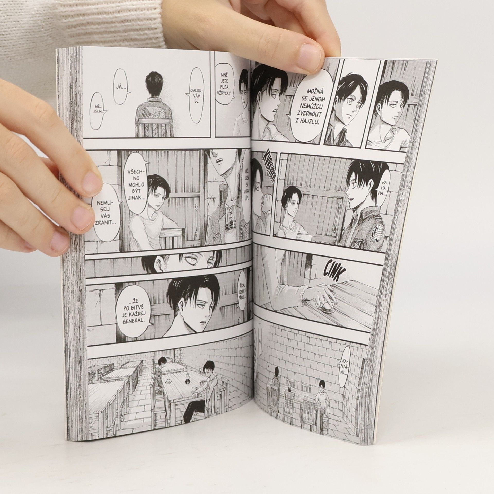 Hajime Isayama Útok titánů. 8
