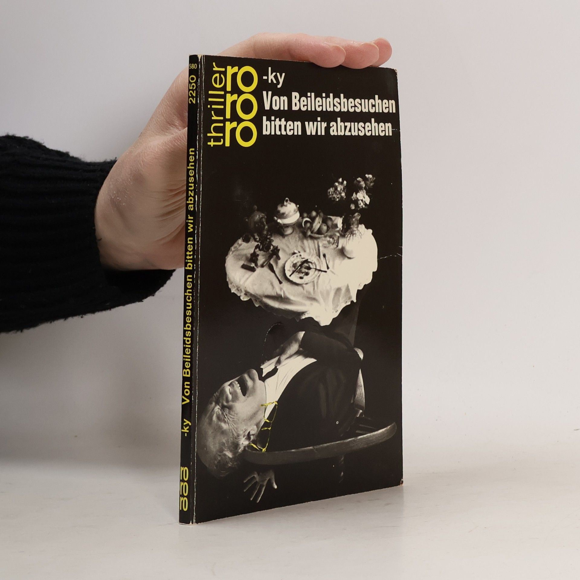 Von Beileidsbesuchen bitten wir abzusehen