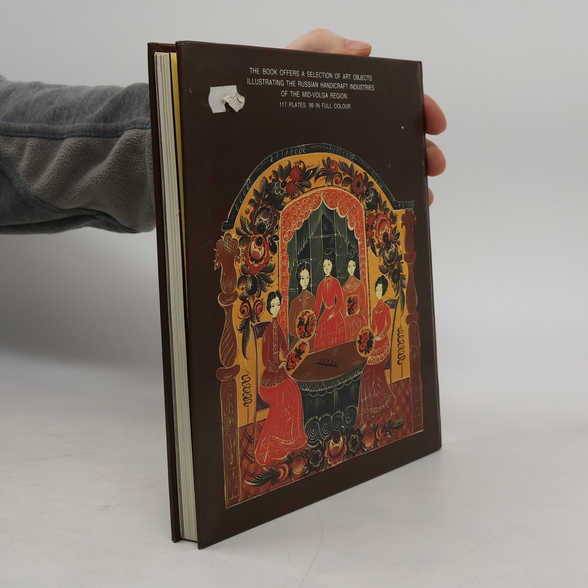 Kolektív autorov The Undying Tradition: Folk Handicrafts in the Mid-Volga Region