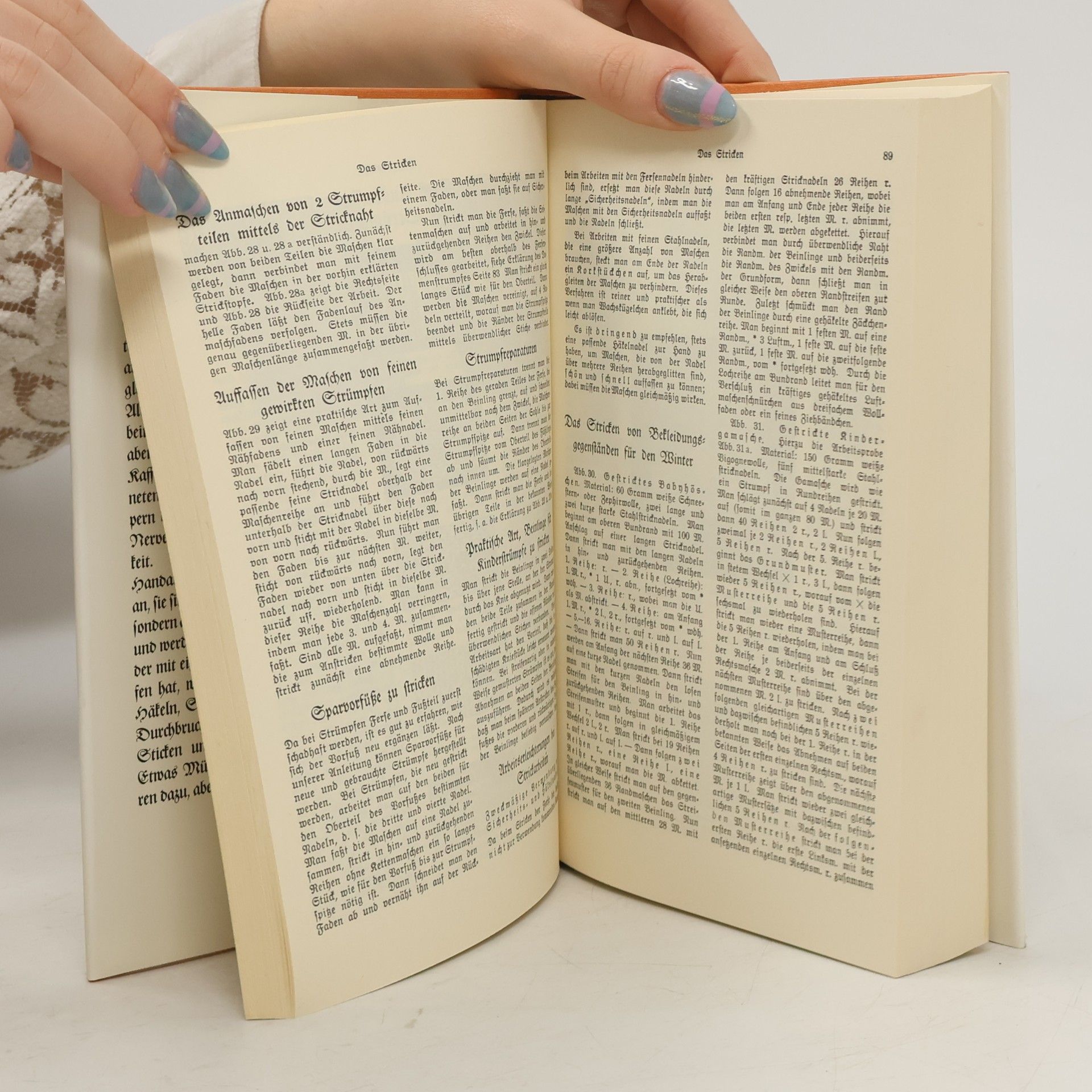 Mizi Donner Handarbeiten wie zu Großmutters Zeiten. Illustriertes Handbuch für das Häkeln, Stricken, Sticken, Knüpfen für die Klöppel-, Durchbruch- und Spitzenarbeit, die Goldstickerei und die Zierstiche.