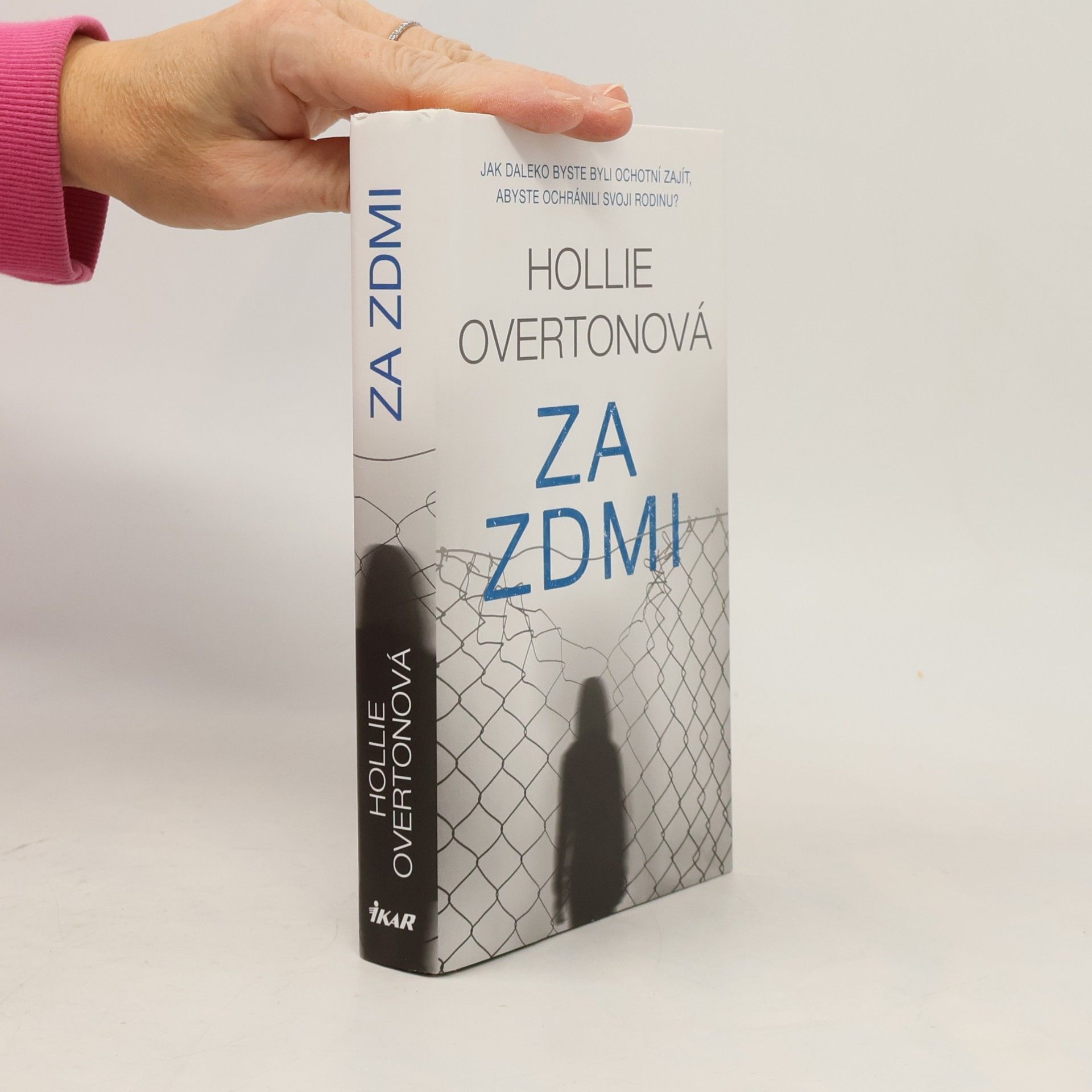 Hollie Overton Za zdmi