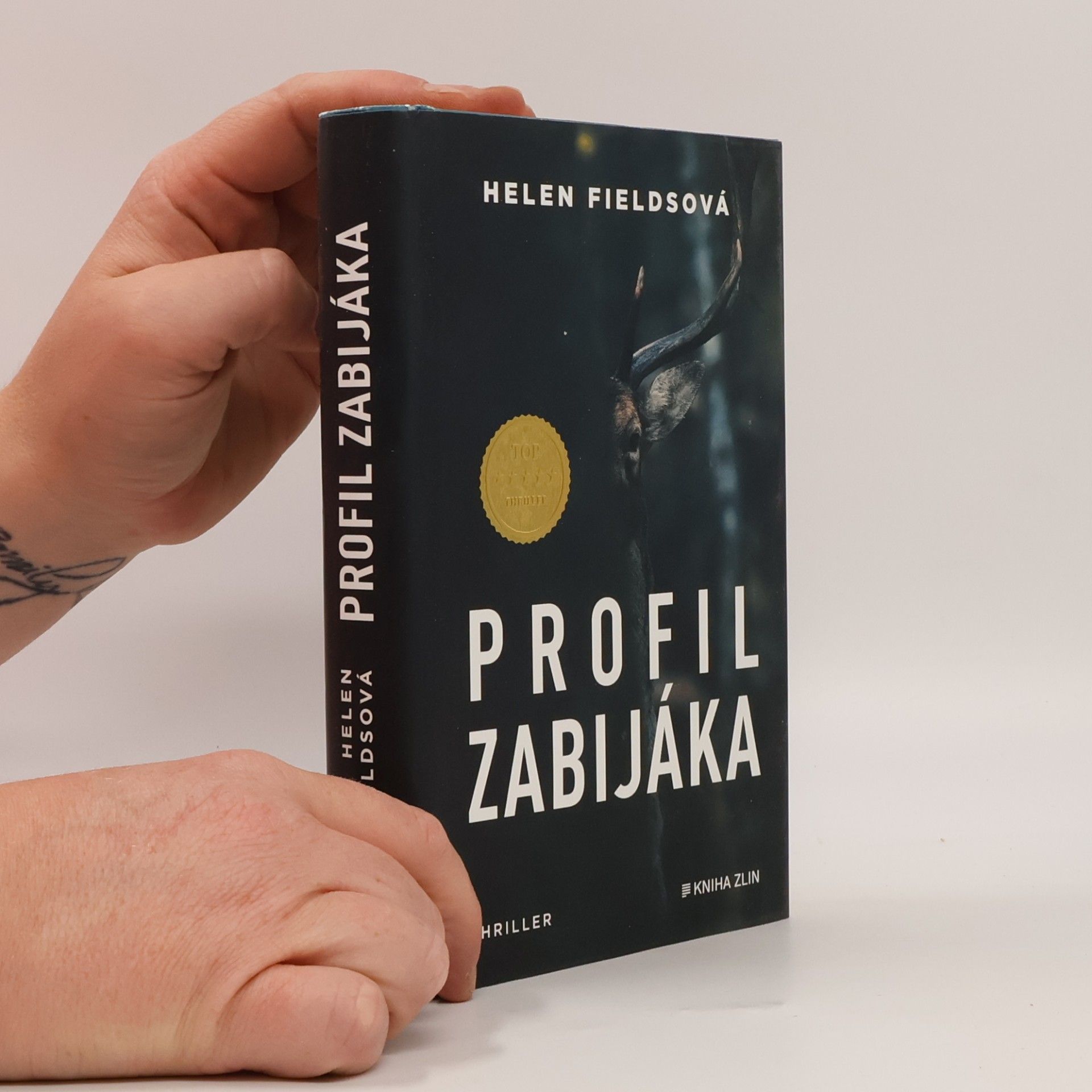 Helen Fields Profil zabijáka