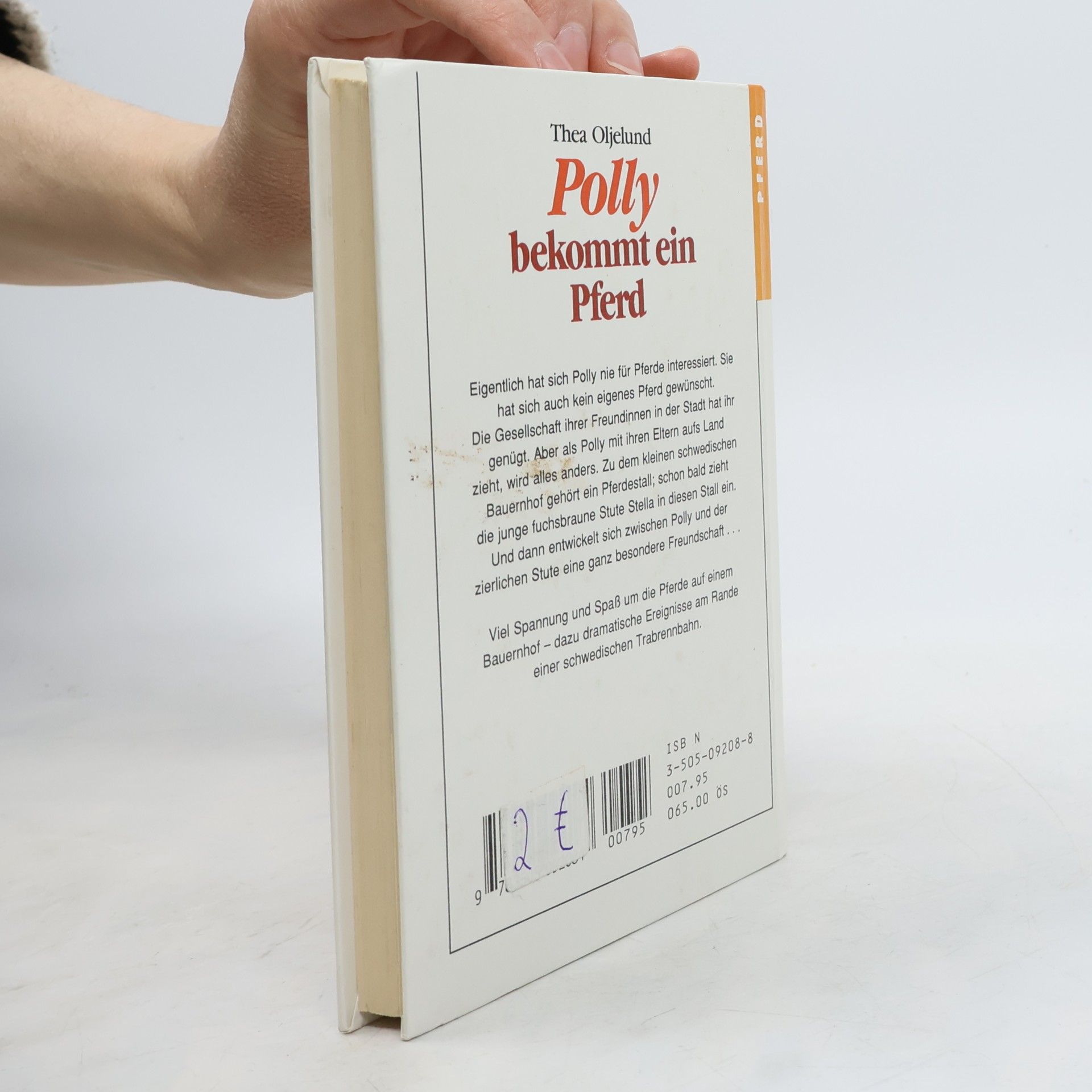 Thea Oljelund Polly