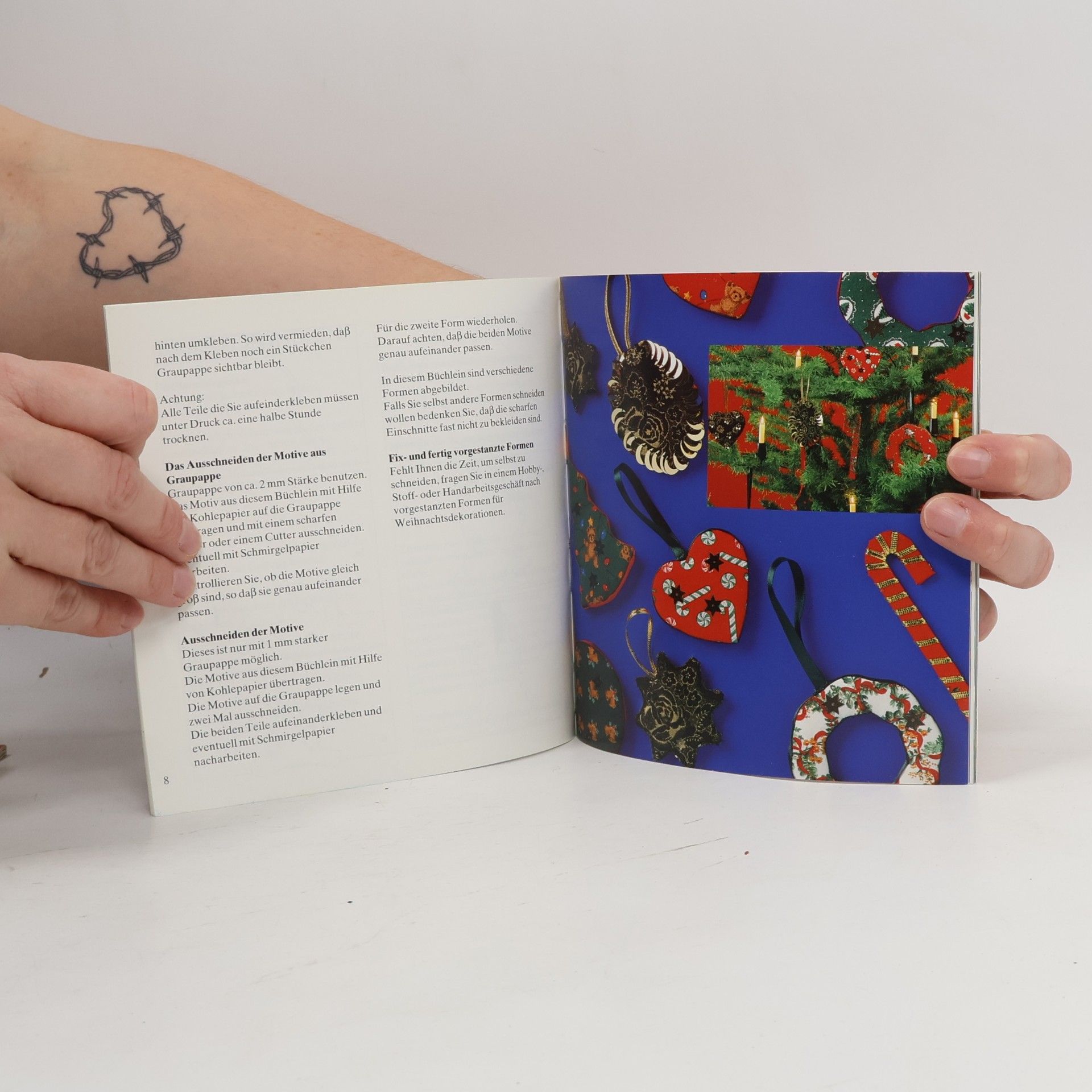 Edith Van Eeuwen Weihnachtsdekorationen mit Weihnachtsmotiven aus Karton