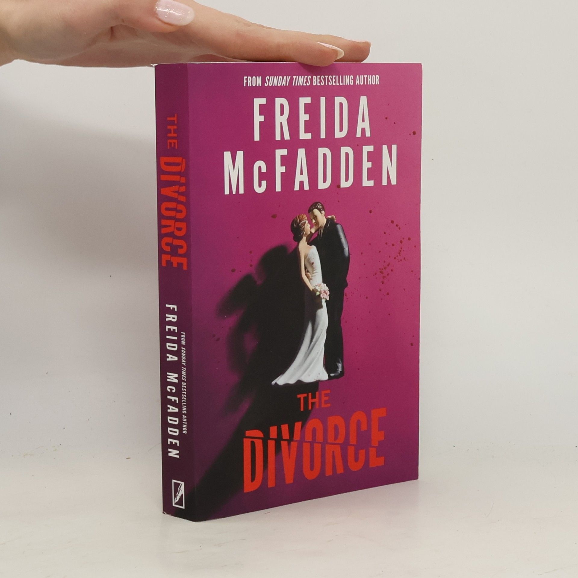 Freida McFadden The Divorce
