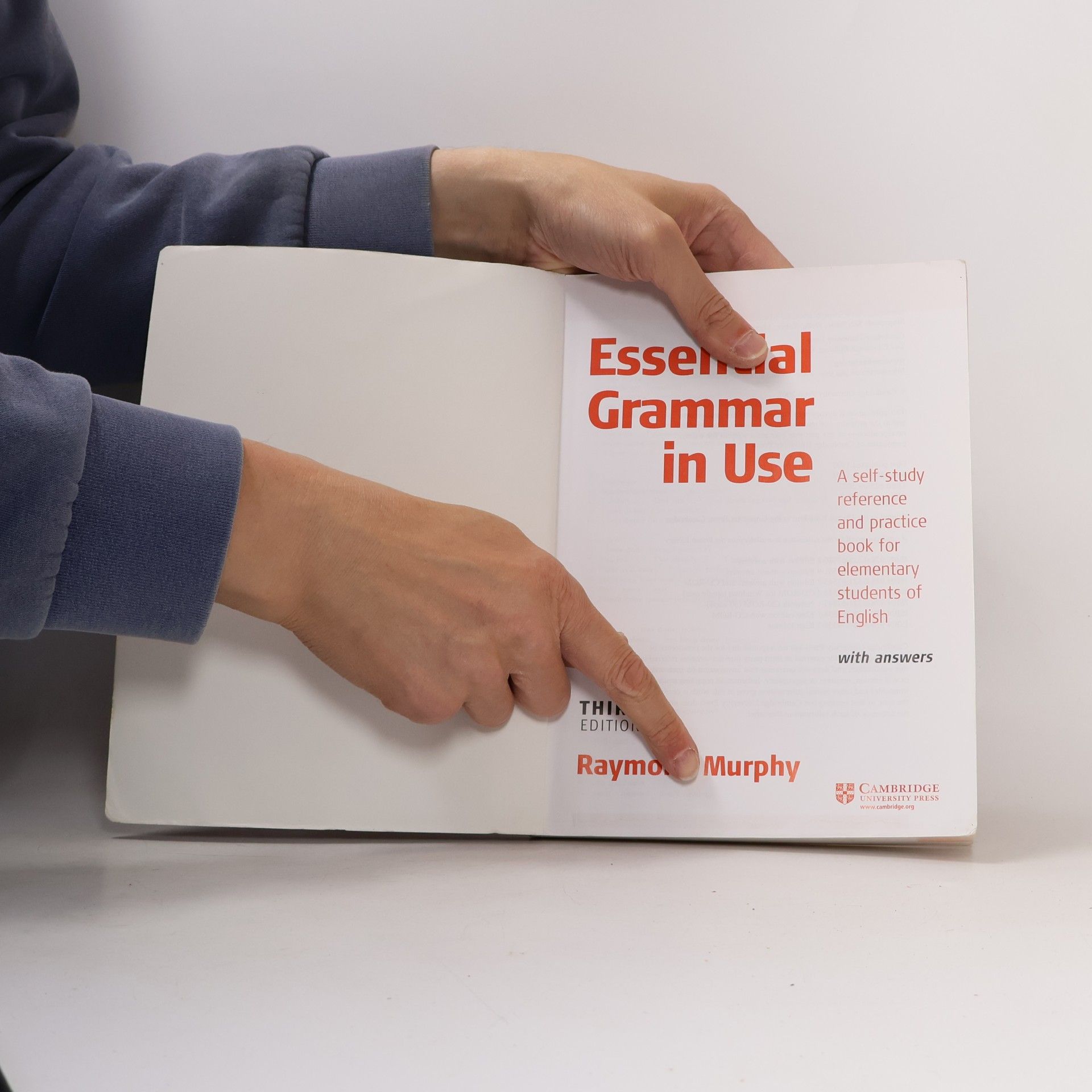 Raymond Murphy Essential Grammar in Use with Answers