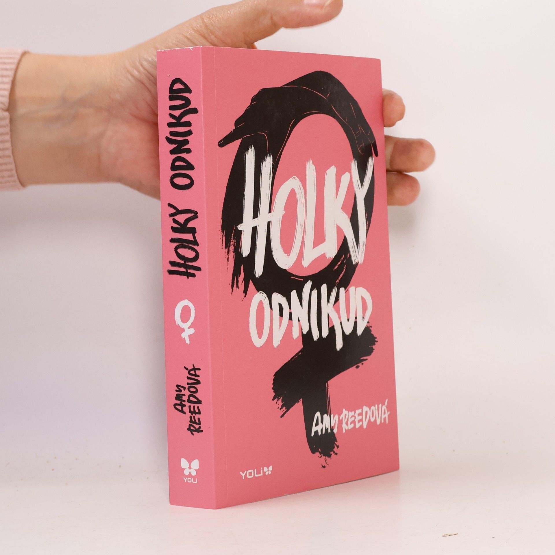 Holky odnikud