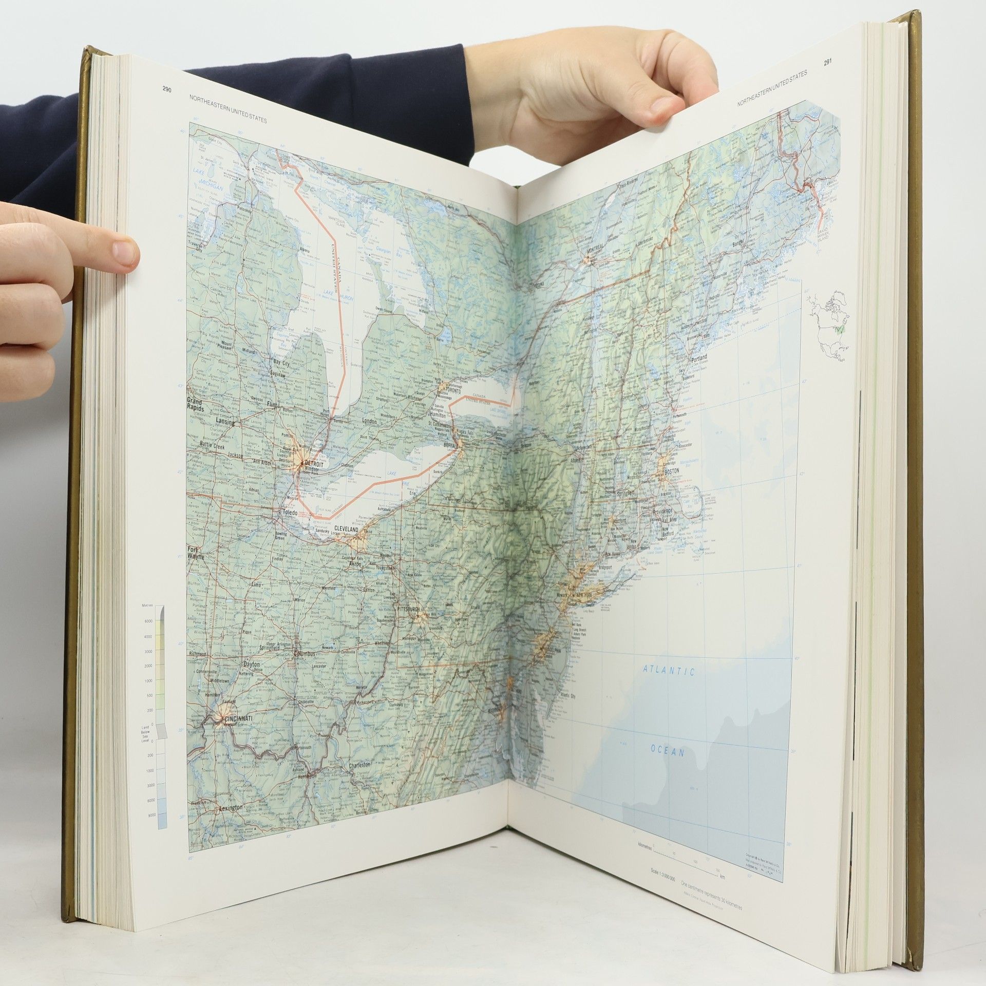 Elaine Russell The Macquarie Illustrated World Atlas