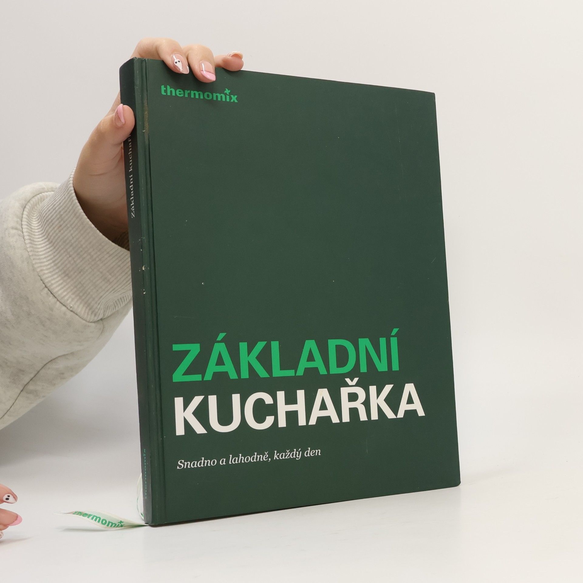 Kolektiv autorů Základní kuchařka : snadno a lahodně, každý den