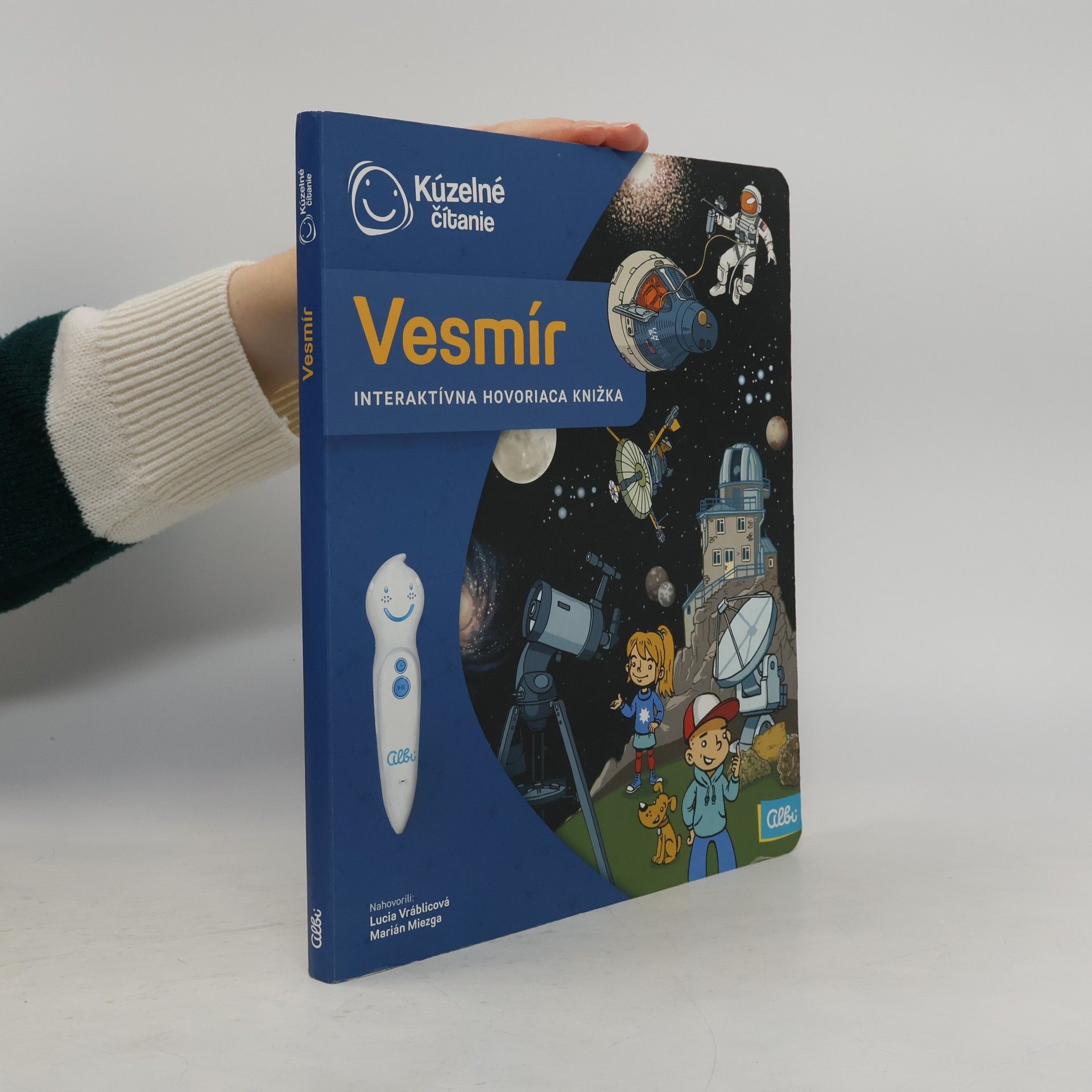 Vesmír. Interaktívna hovoriaca knižka