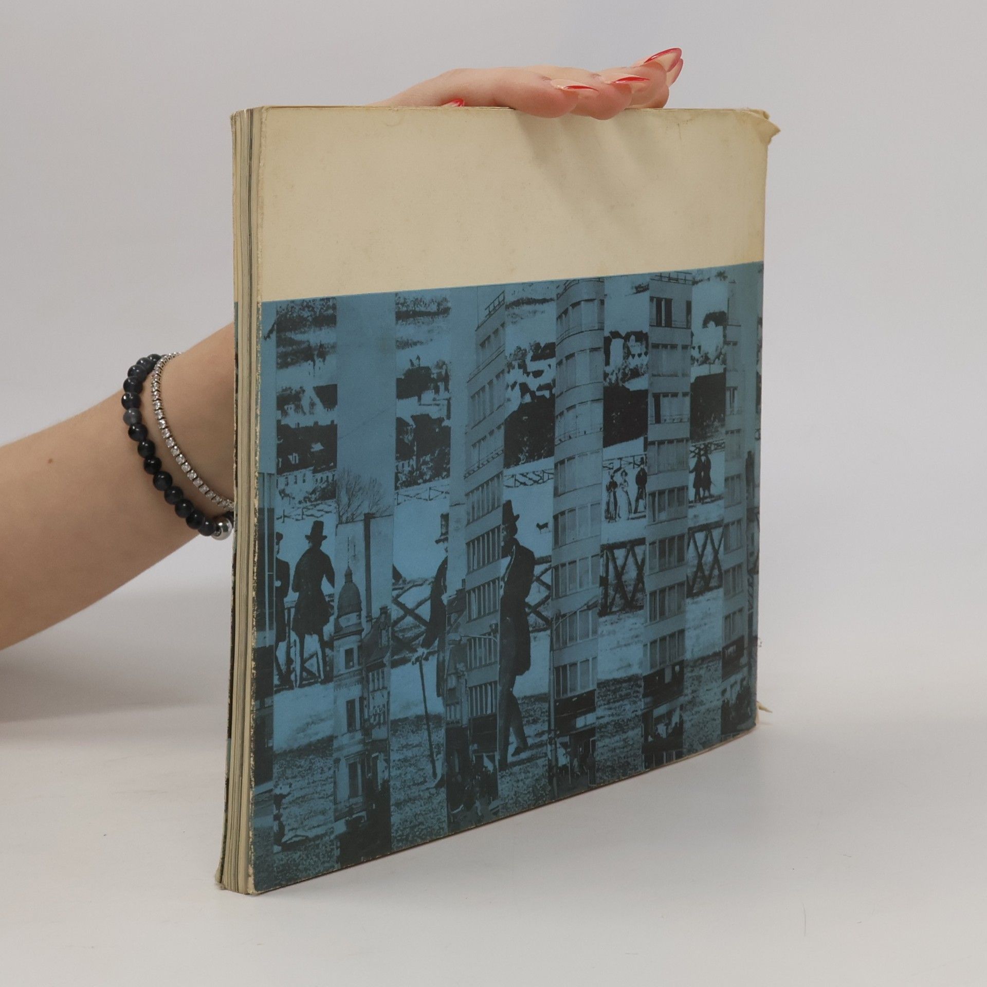 Jiří Moulis Socha a město : Katalog výstavy.