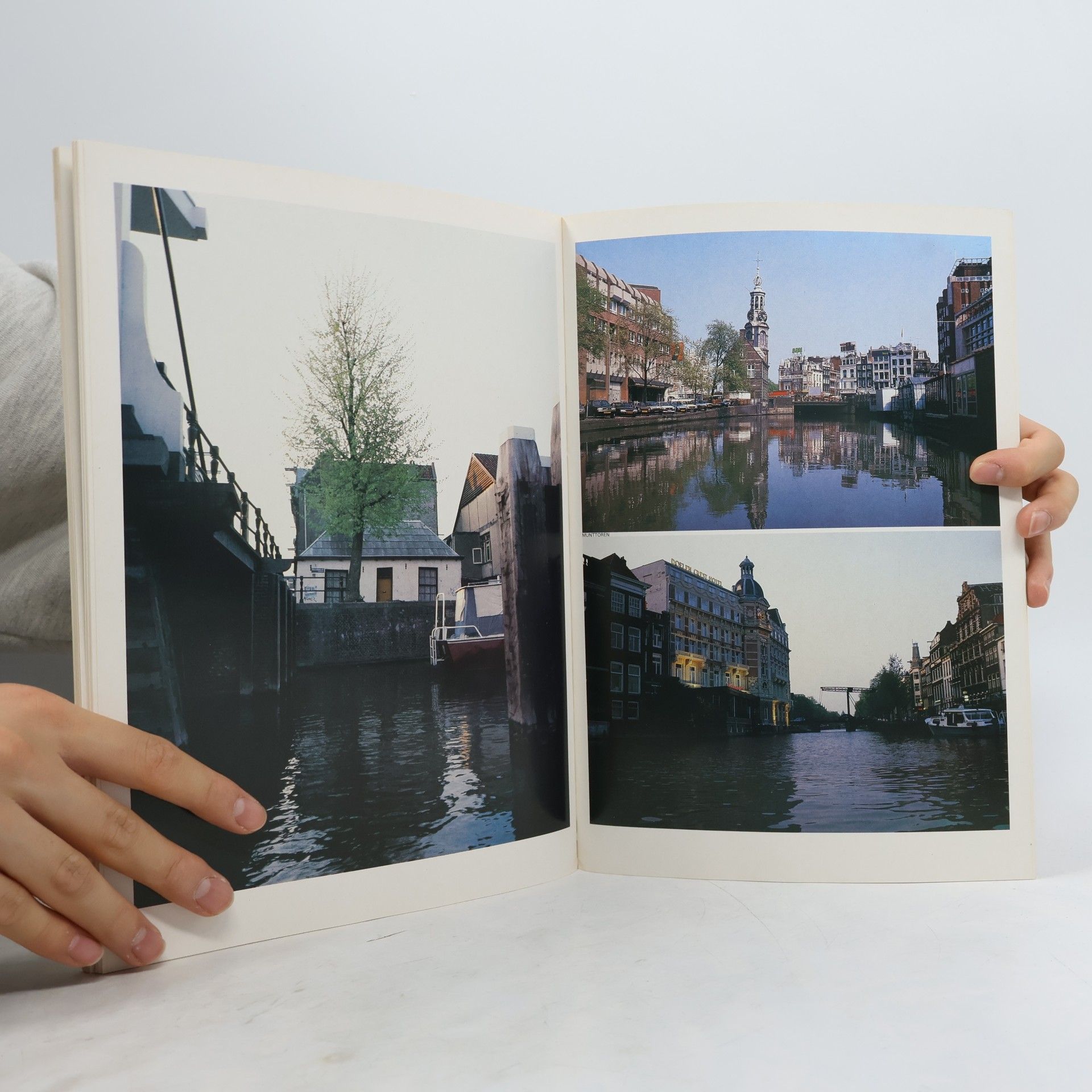 René Van Nie Amsterdam vanaf het water gezien