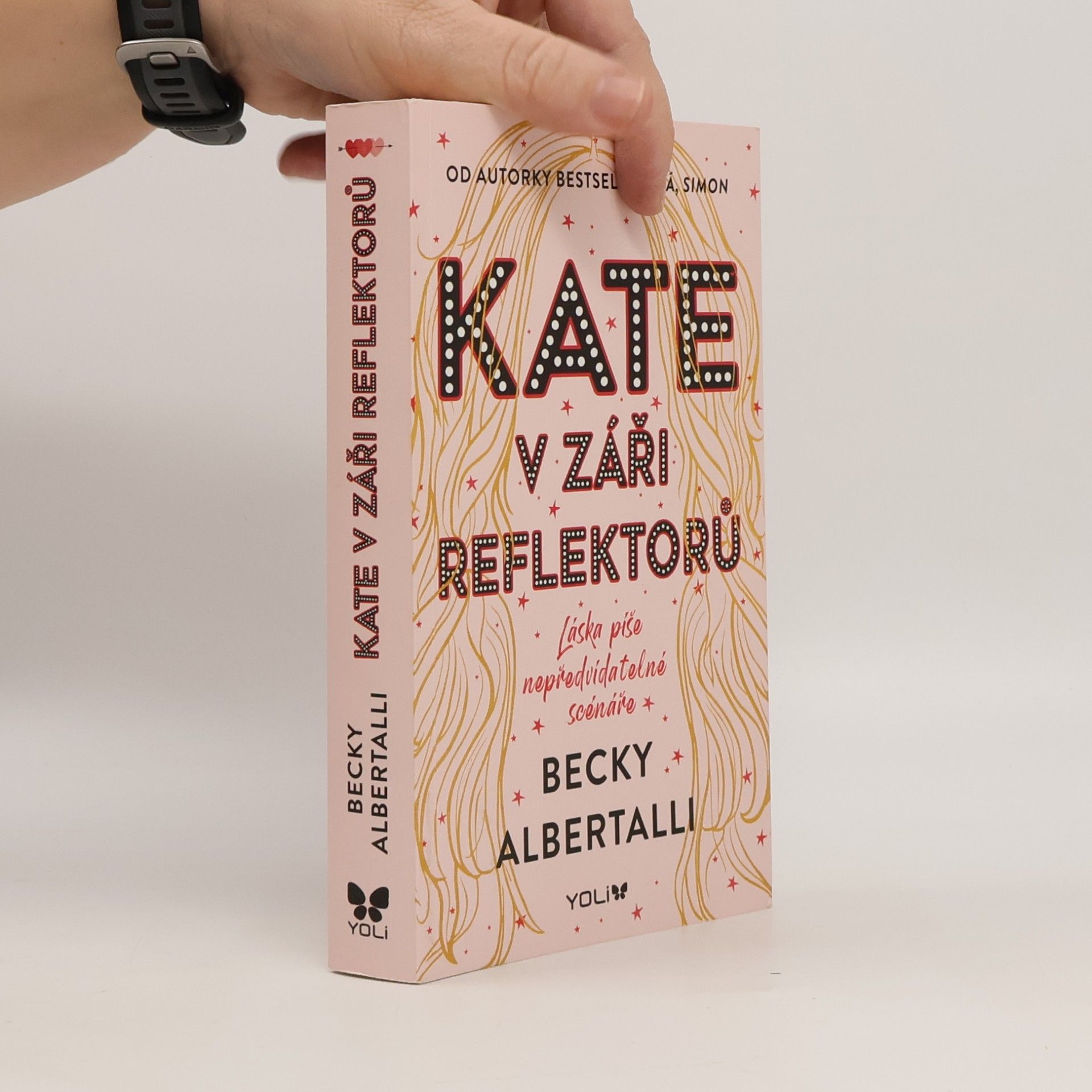 Kate v záři reflektorů