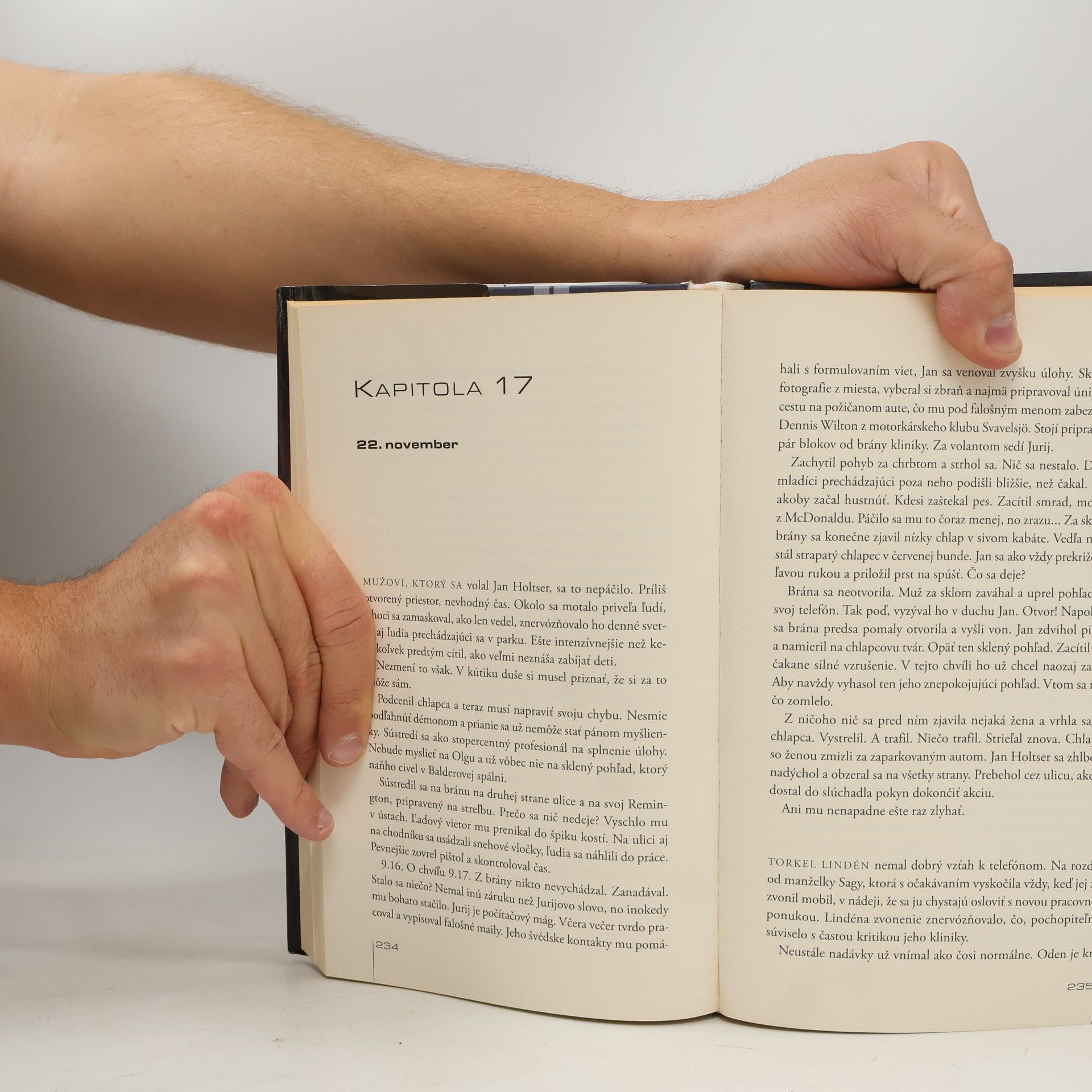 David Lagercrantz Dievča, ktoré uviazlo v pavúčej sieti