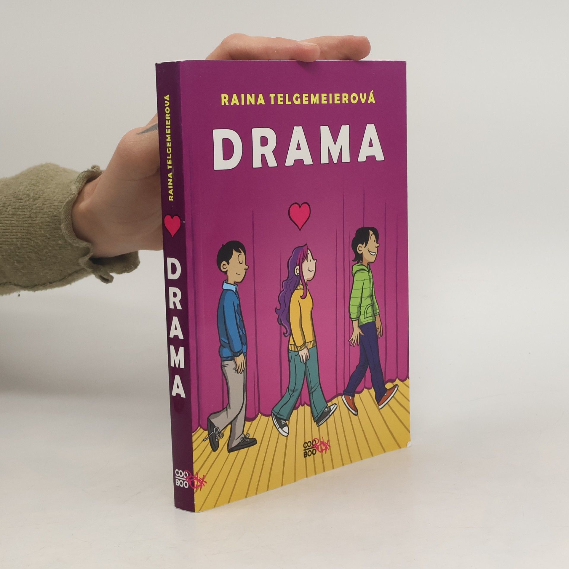 Raina Telgemeier Drama