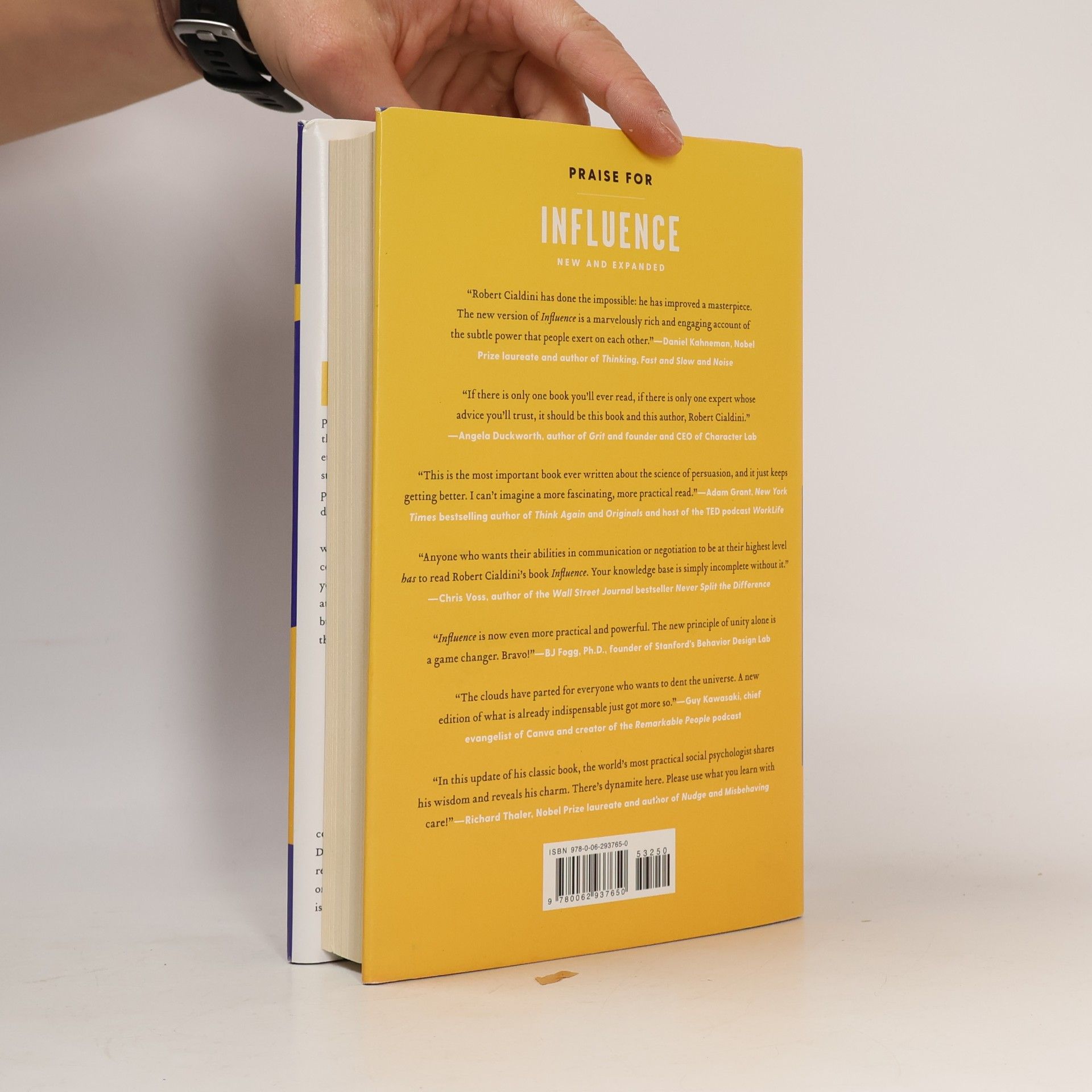 Robert Cialdini Influence
