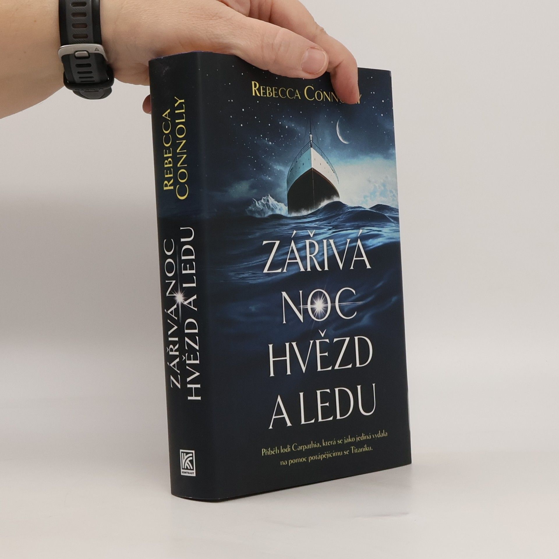 Zářivá noc hvězd a ledu