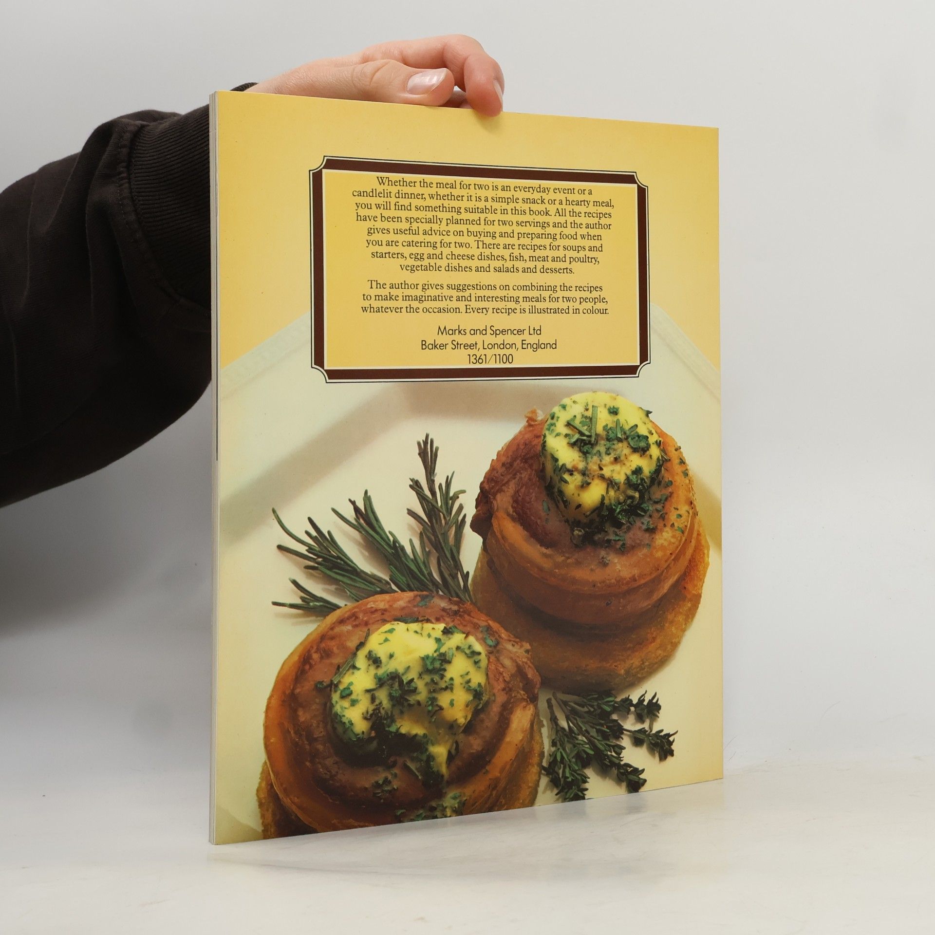 Rosemary Wadey St Michael Cookery Library: Cooking for Two