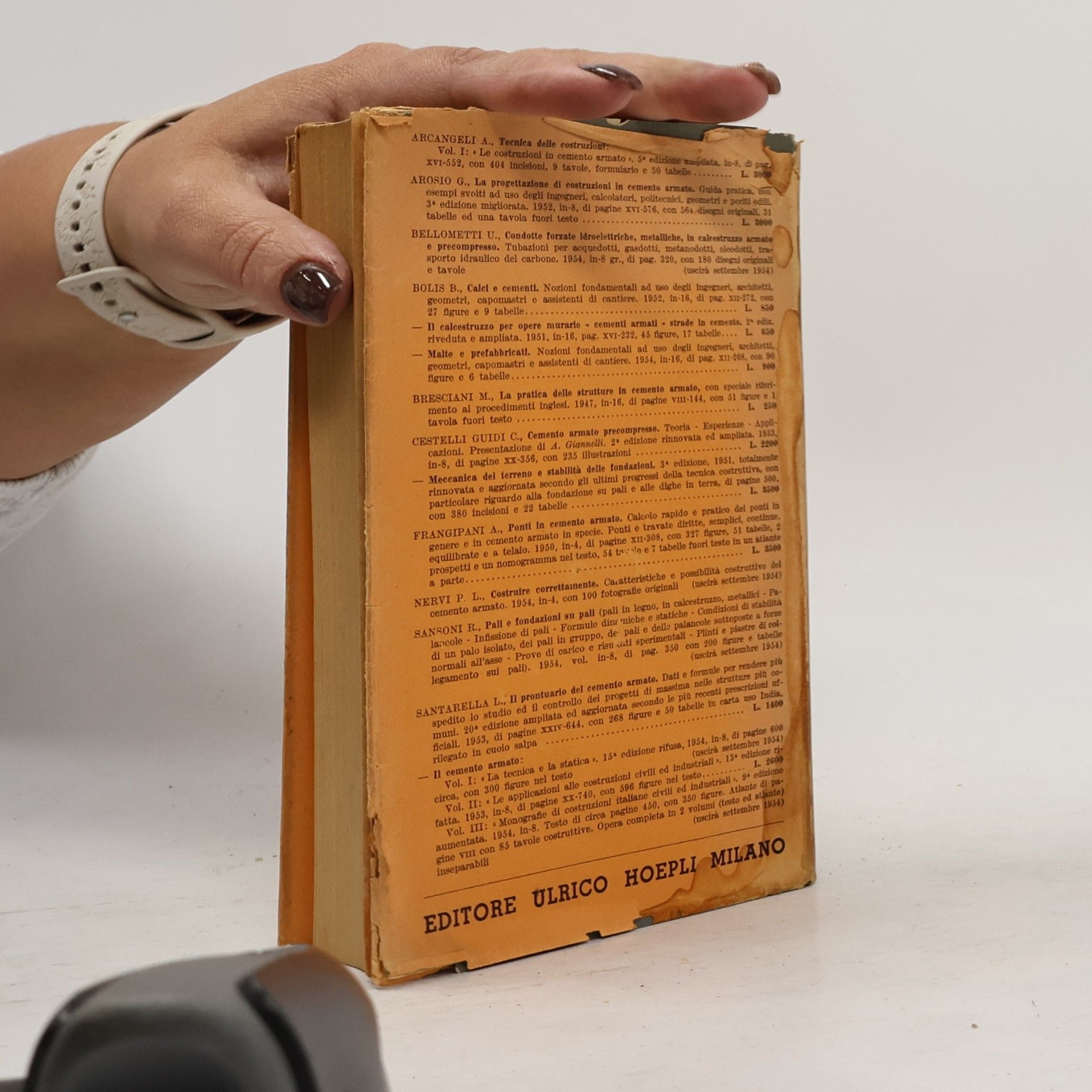Various authors CONCRETE MANUAL: Manuale del Calcestruzzo