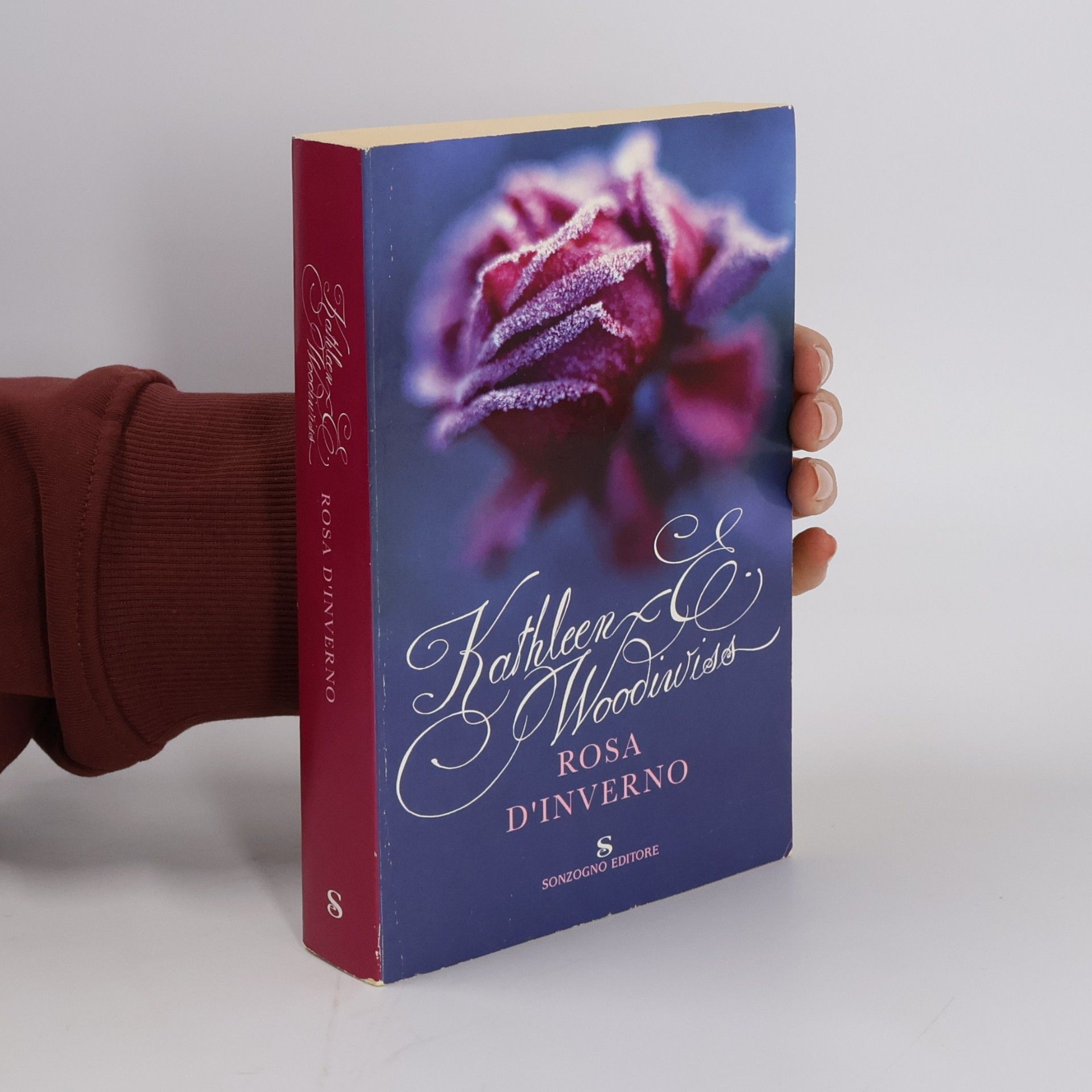 Kathleen E. Woodiwiss Rosa d'inverno