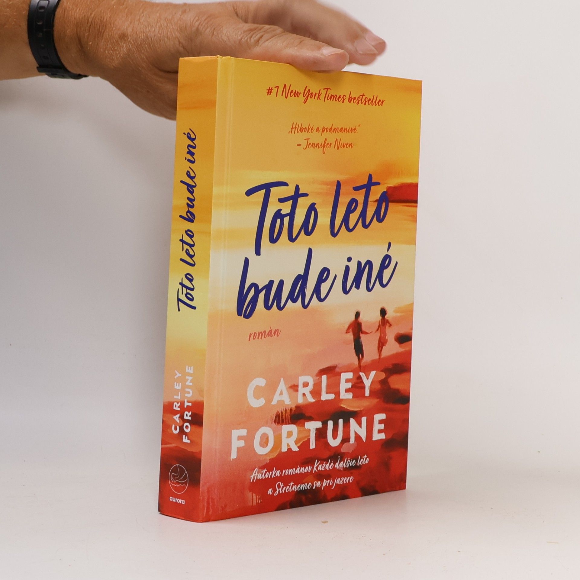 Carley Fortune Toto leto bude iné