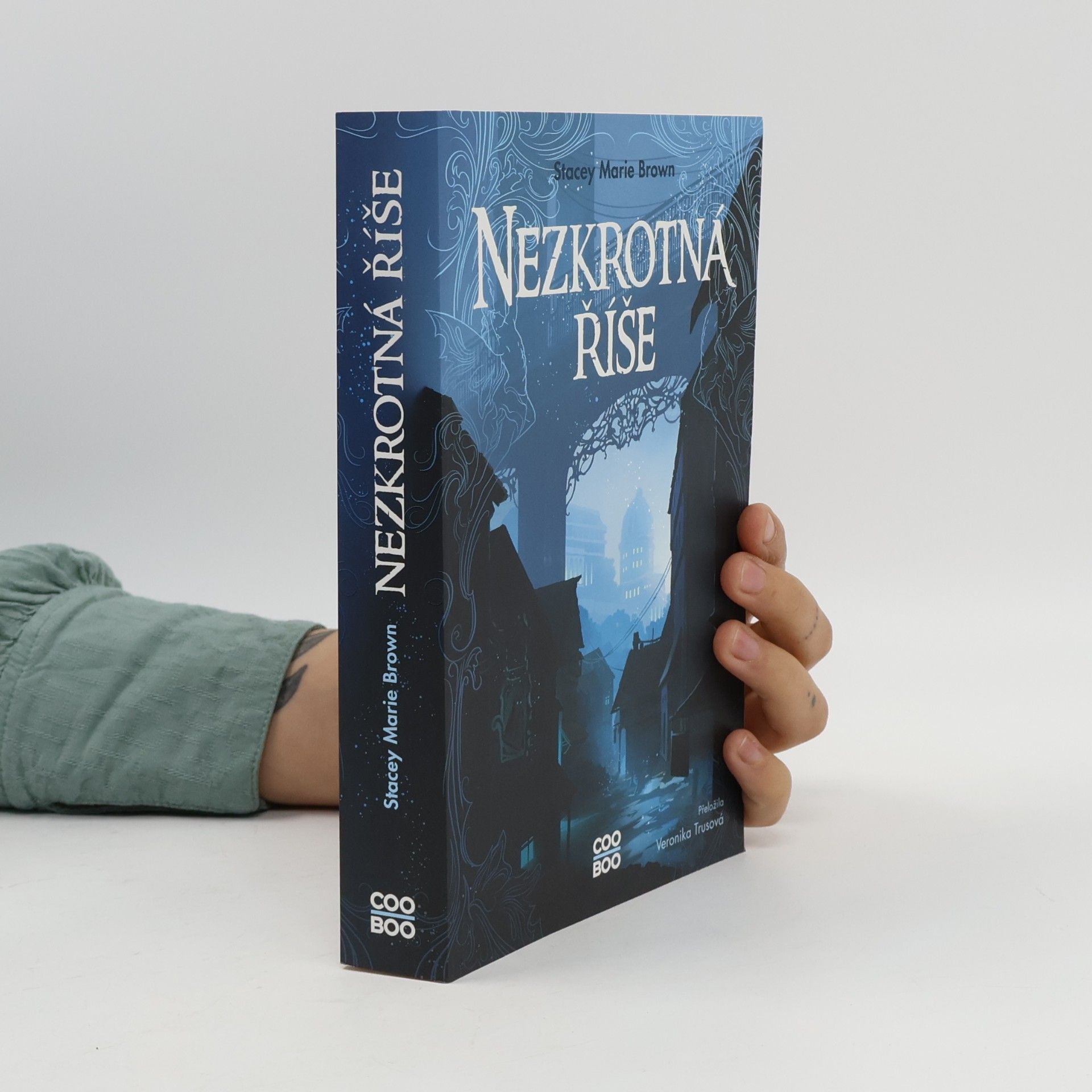 Veronika Trusová Nezkrotná říše