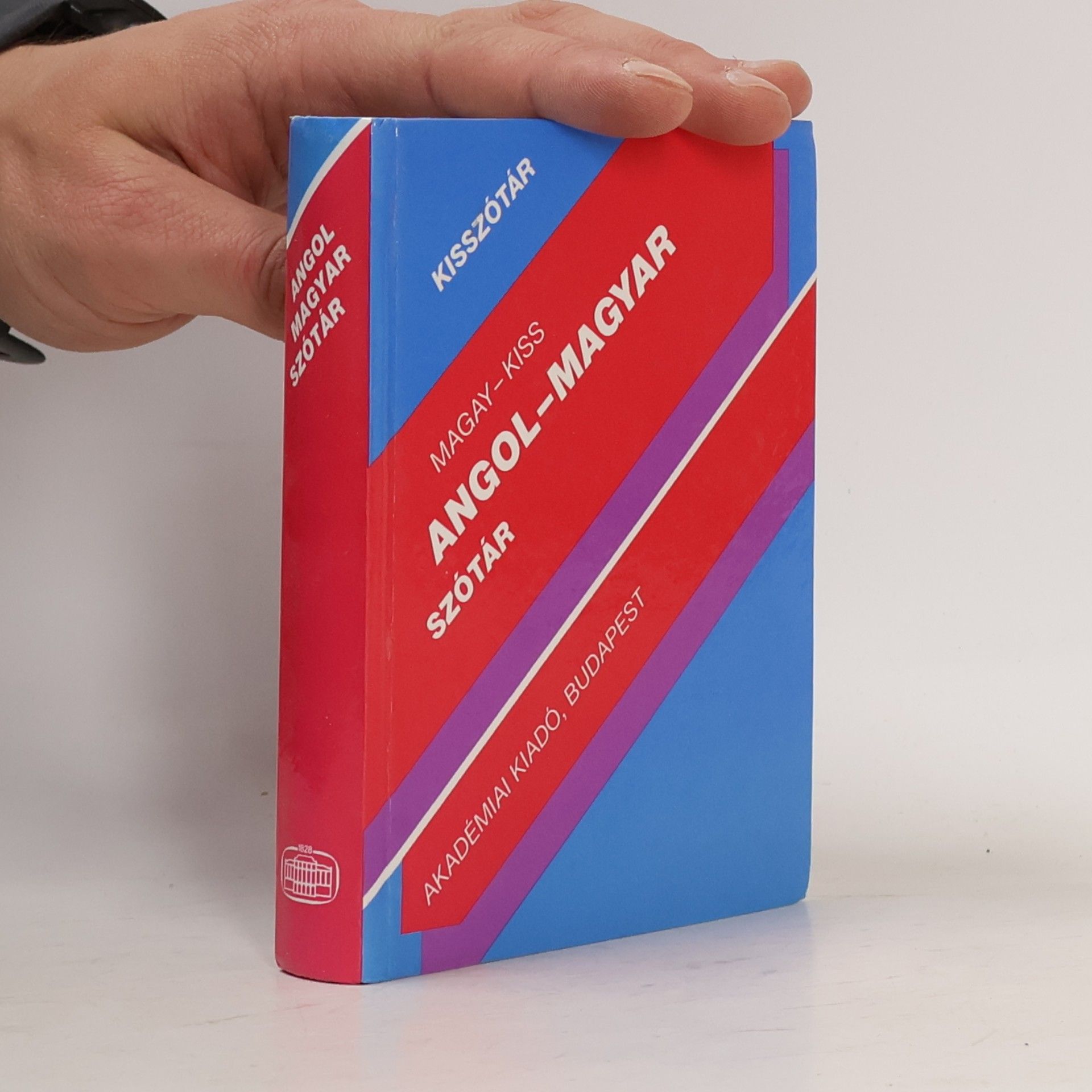 Angol-Magyar szótár; English-Hungarian dictionary