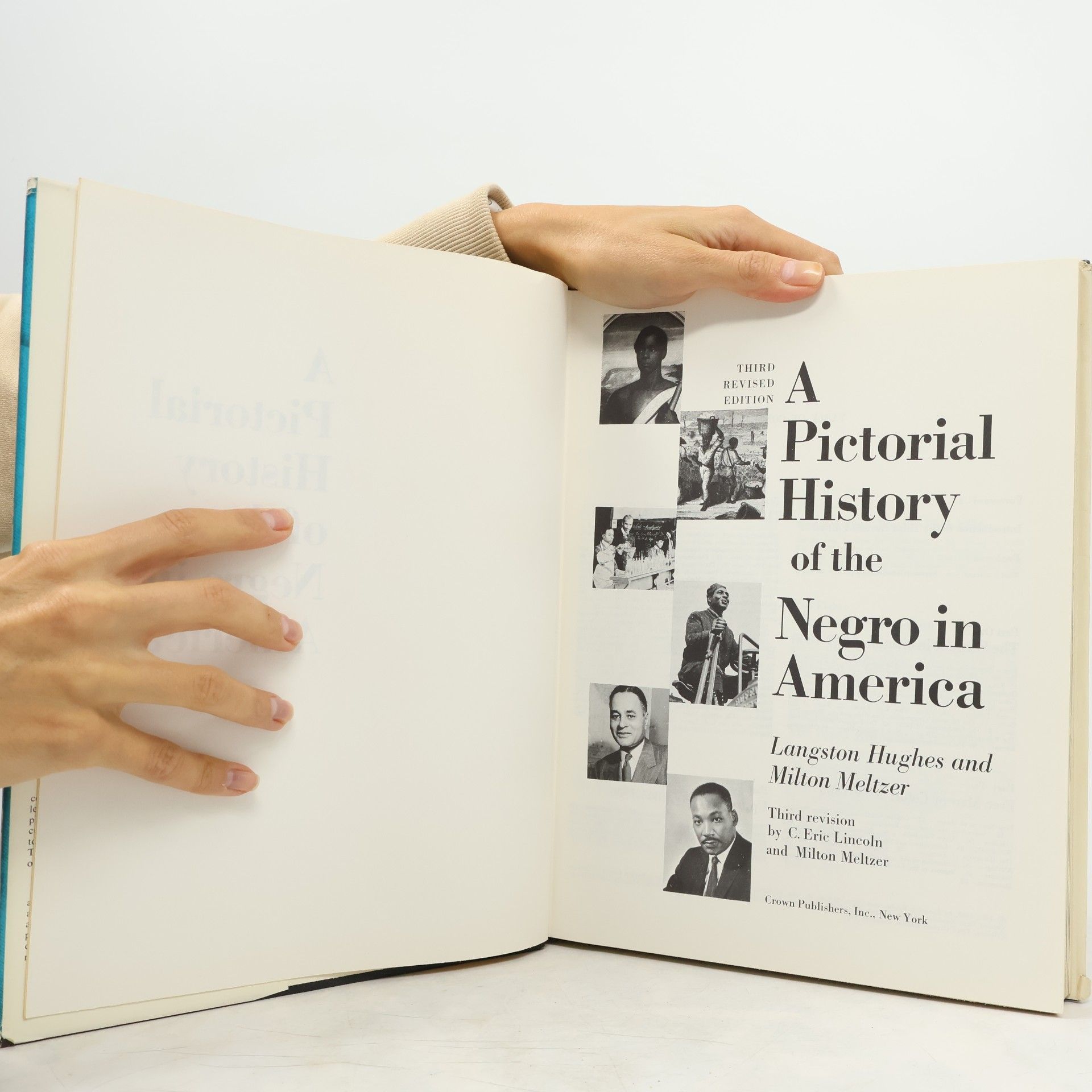 Langston Hughes A PICTORIAL HISTORY of the Negro in America