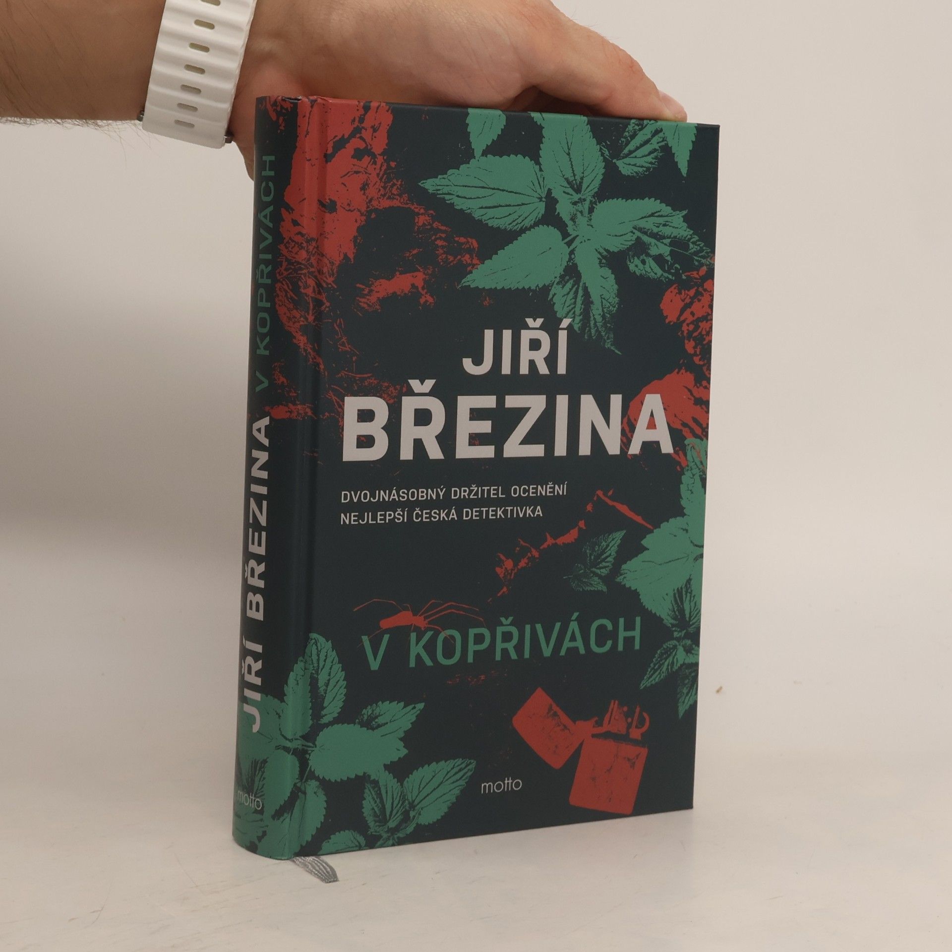 V kopřivách