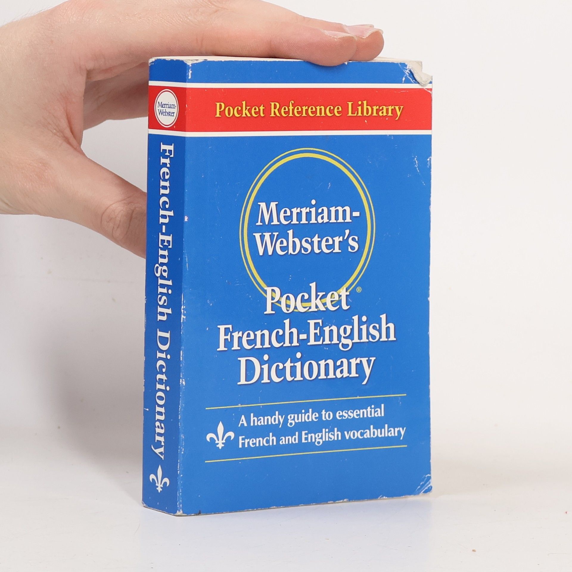 Pocket Reference Library: Merriam Webster Pocket French-English Dictionary