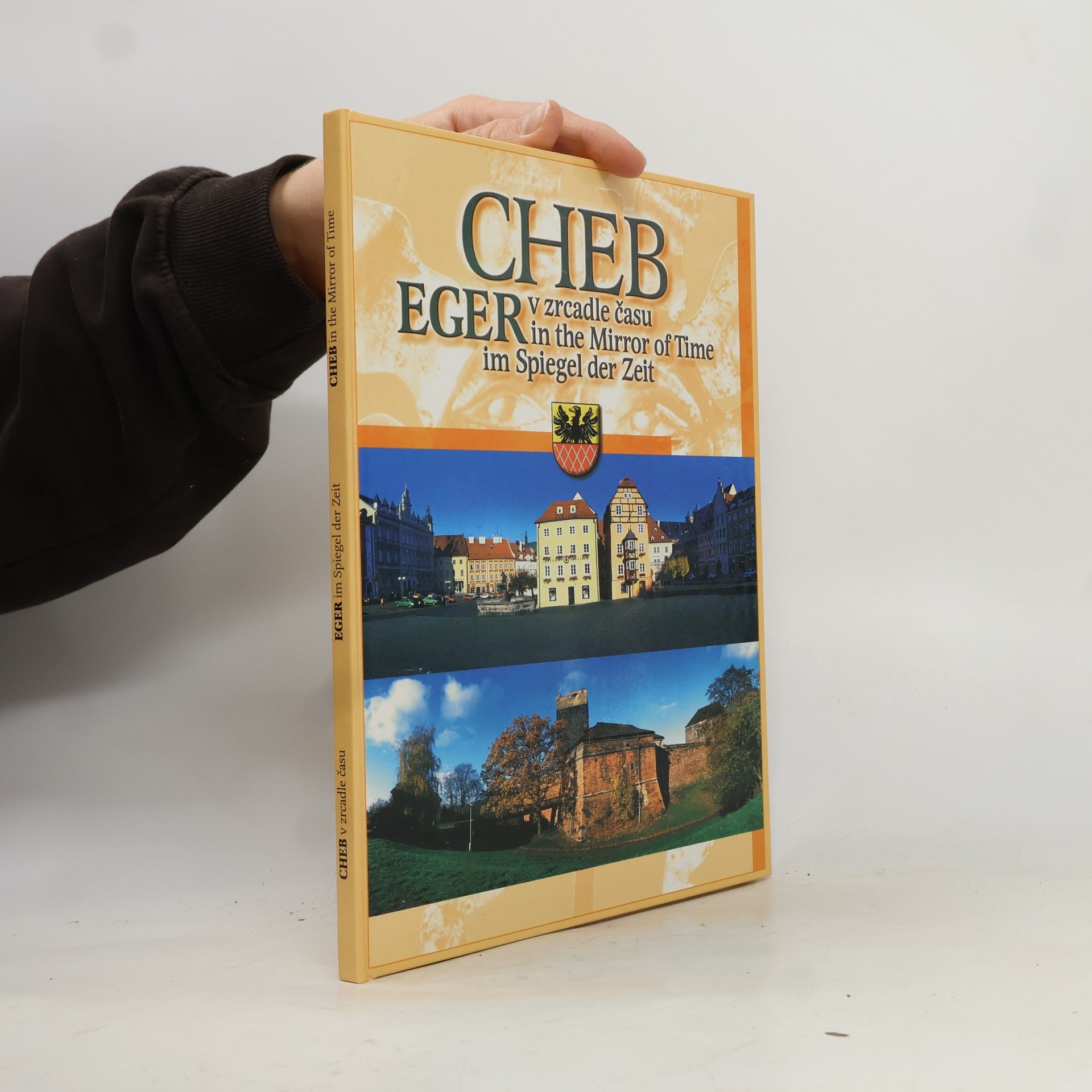 Cheb v zrcadle času