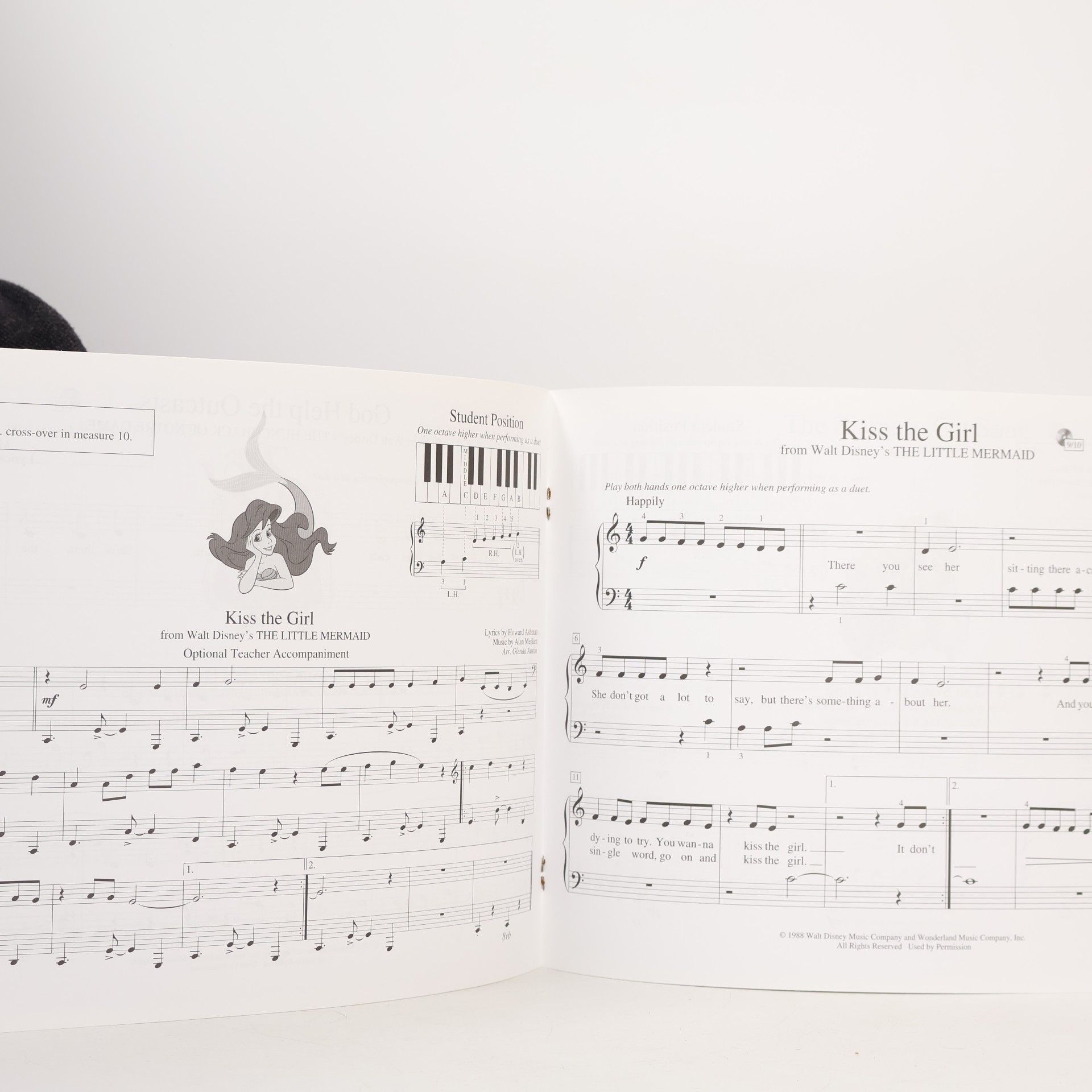 Autorenkollektiv Teaching Little Fingers To Play Disney Tunes