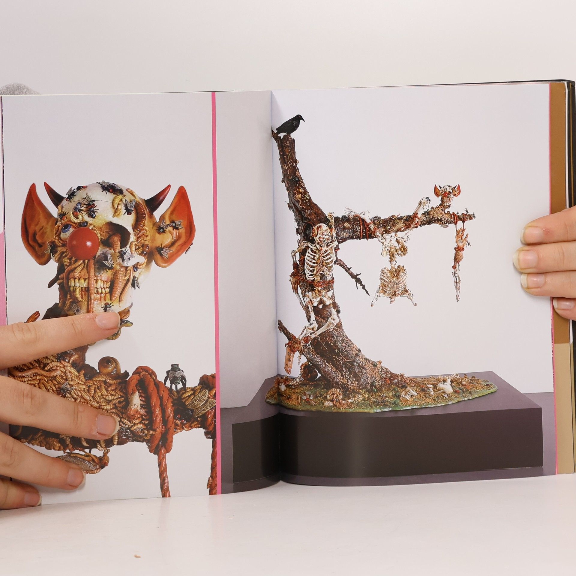 Jake Chapman Hell, Sixty-Five Million Years BC. Ausstellung, 29. Januar bis 28. März 2005, Kunsthaus Bregenz