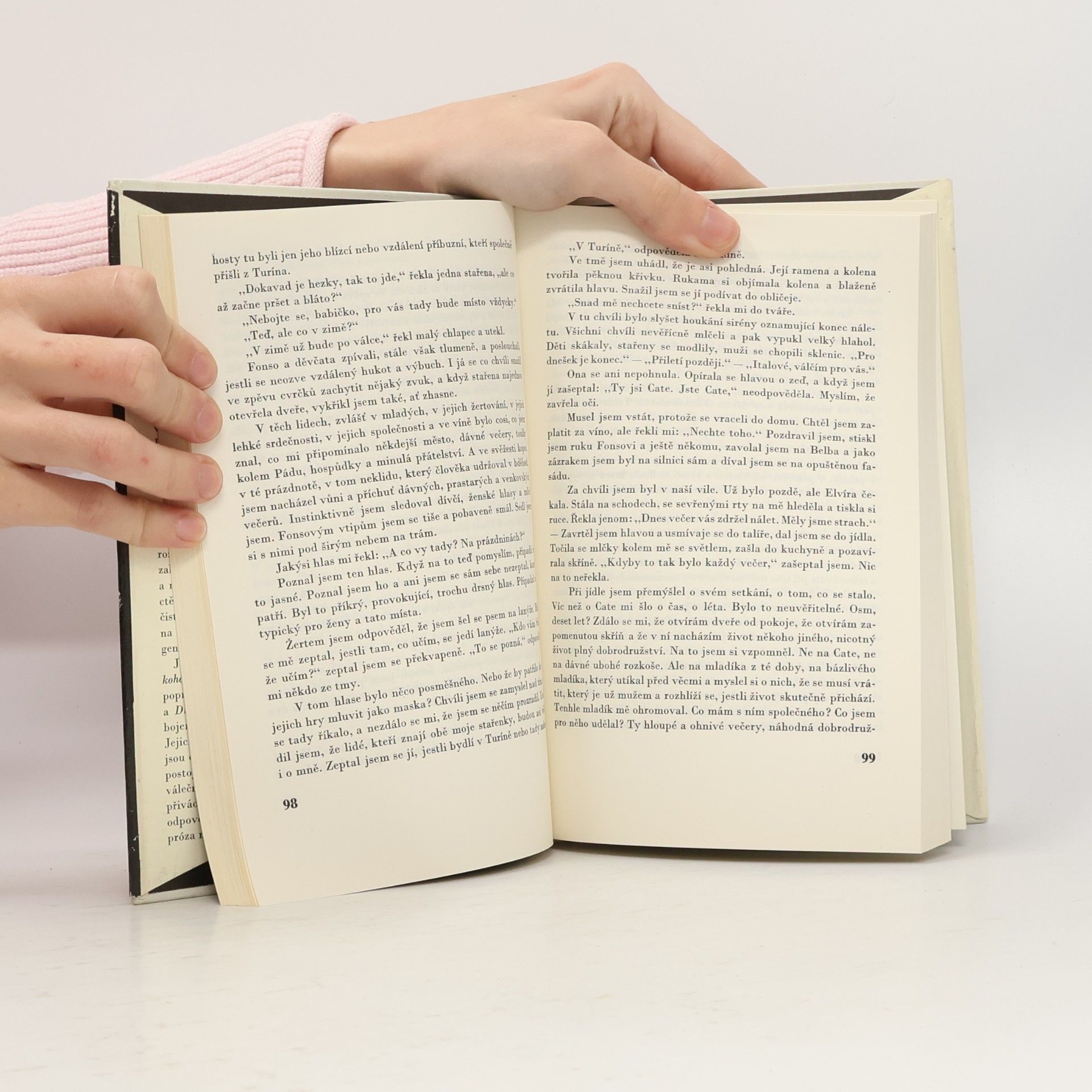 Cesare Pavese Dřív než kohout zakokrhá