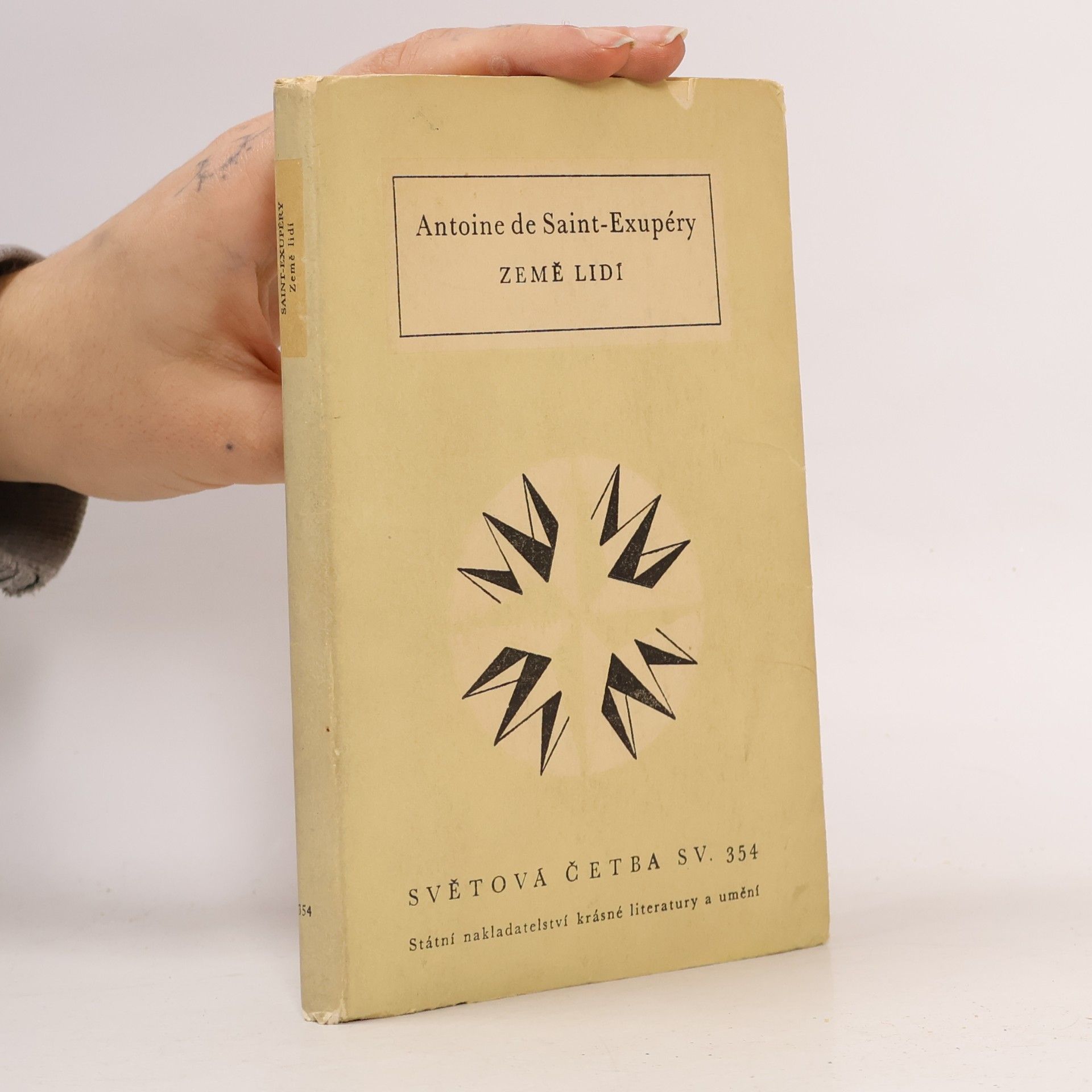 Antoine de Saint-Exupéry Země lidí