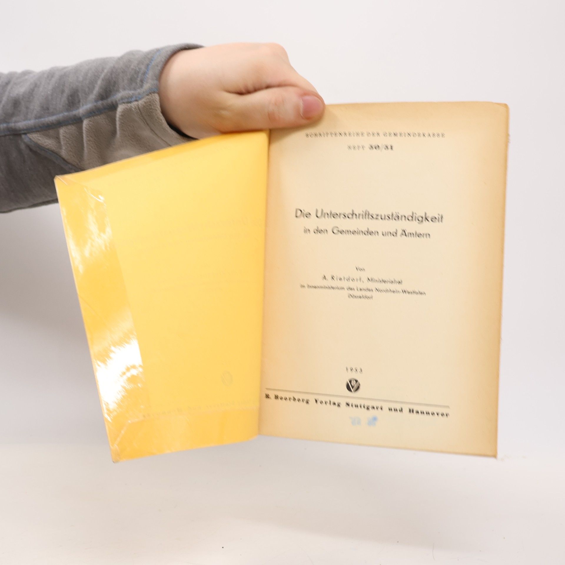 Fritz Rietdorf Die Unterschriftszuständigkeit in den Gemeinden und Ämtern