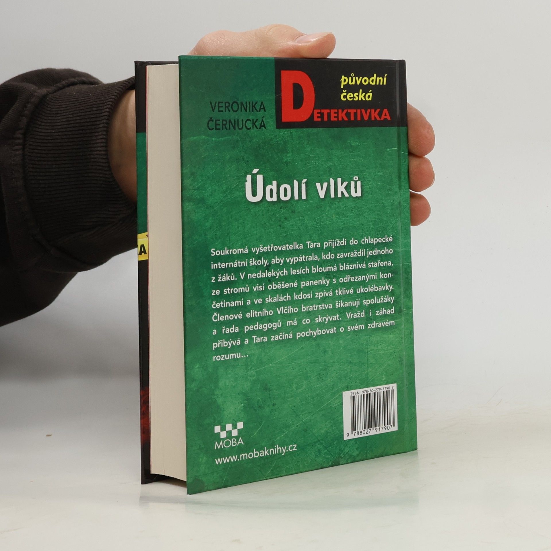 Veronika Černucká Údolí vlků