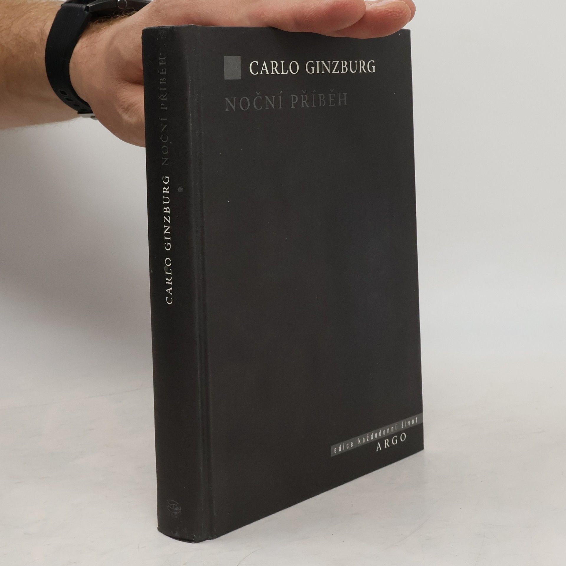 Carlo Ginzburg Noční příběh