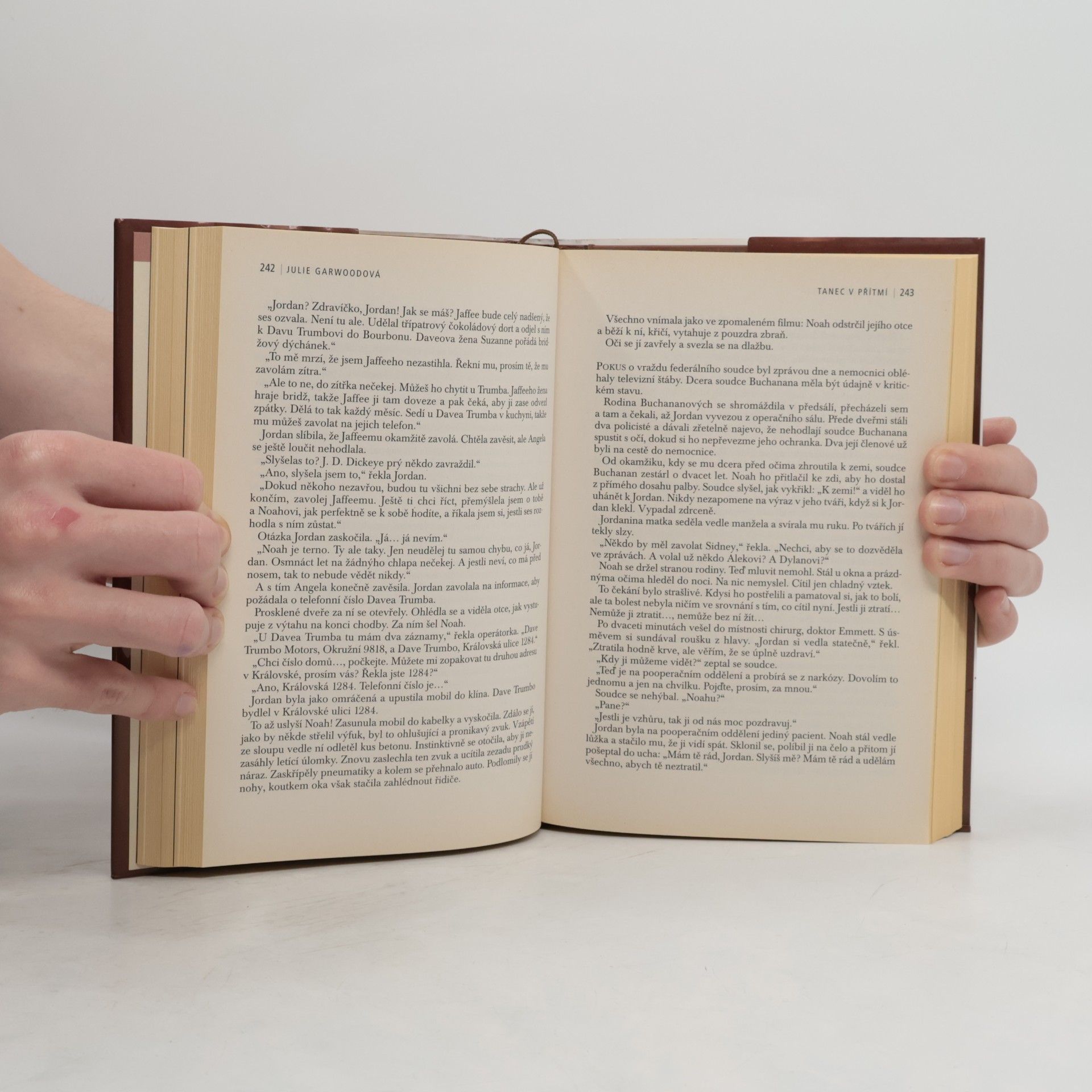 Autores varios Nejlepší světové čtení. Ochránce. Tanec v přítmí. Opravdové zlo. Čarovná zahrada.